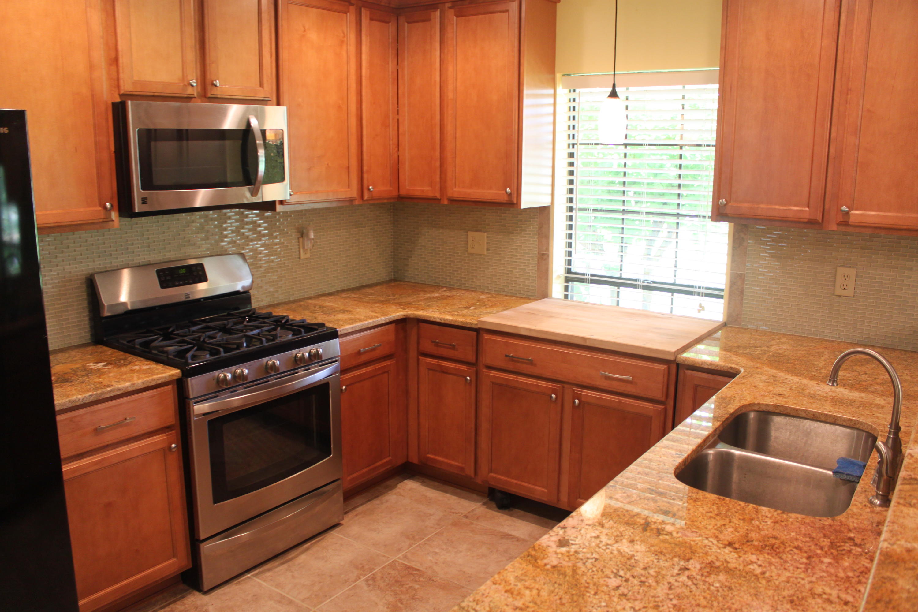 HOLLY HILLS - Residential