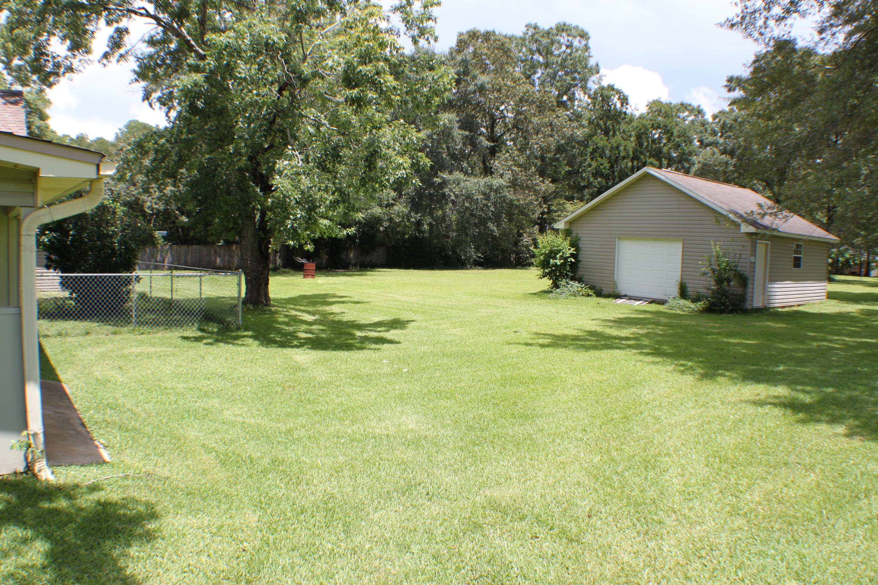 HOLLY HILLS - Residential