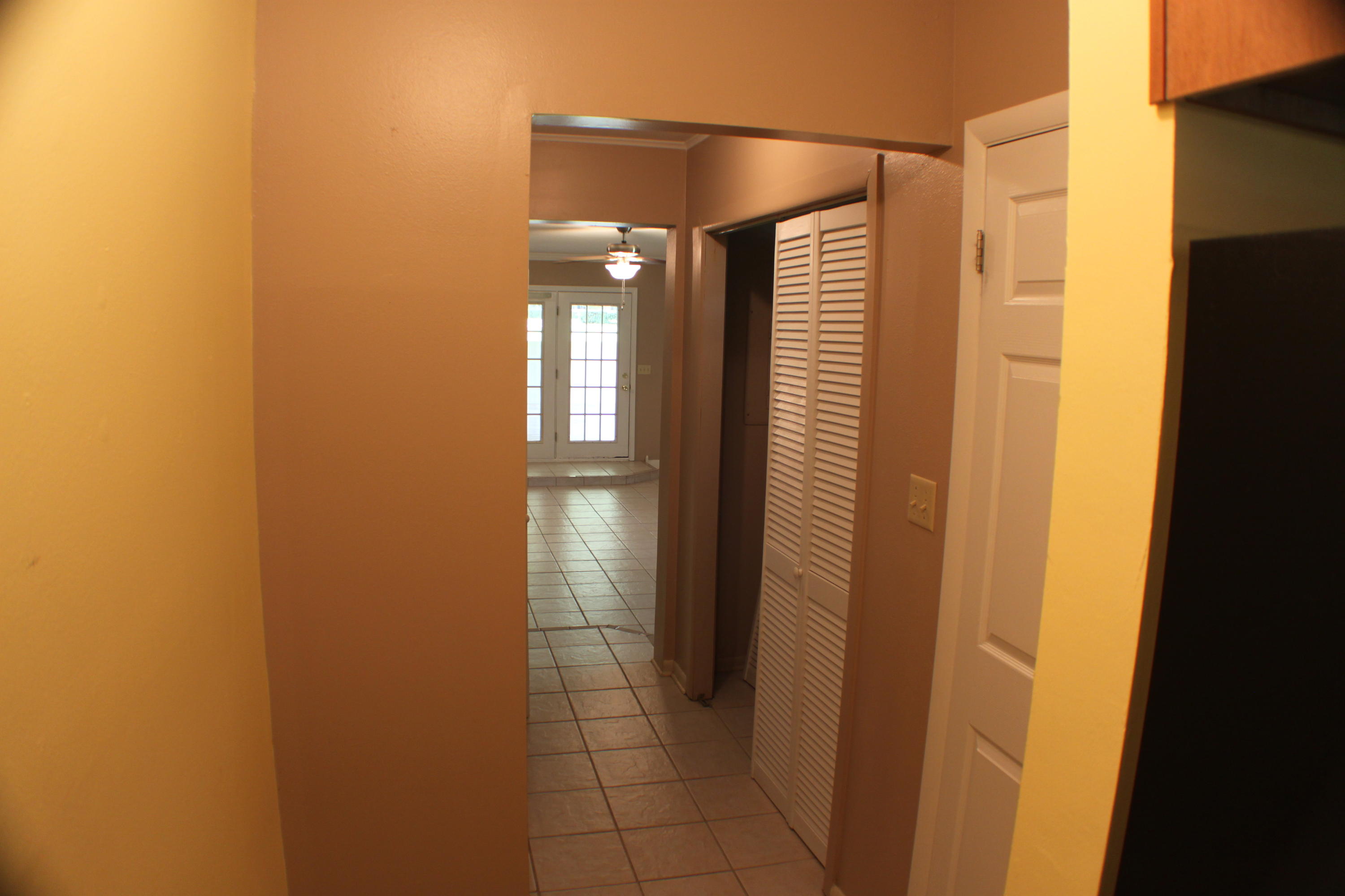 HOLLY HILLS - Residential