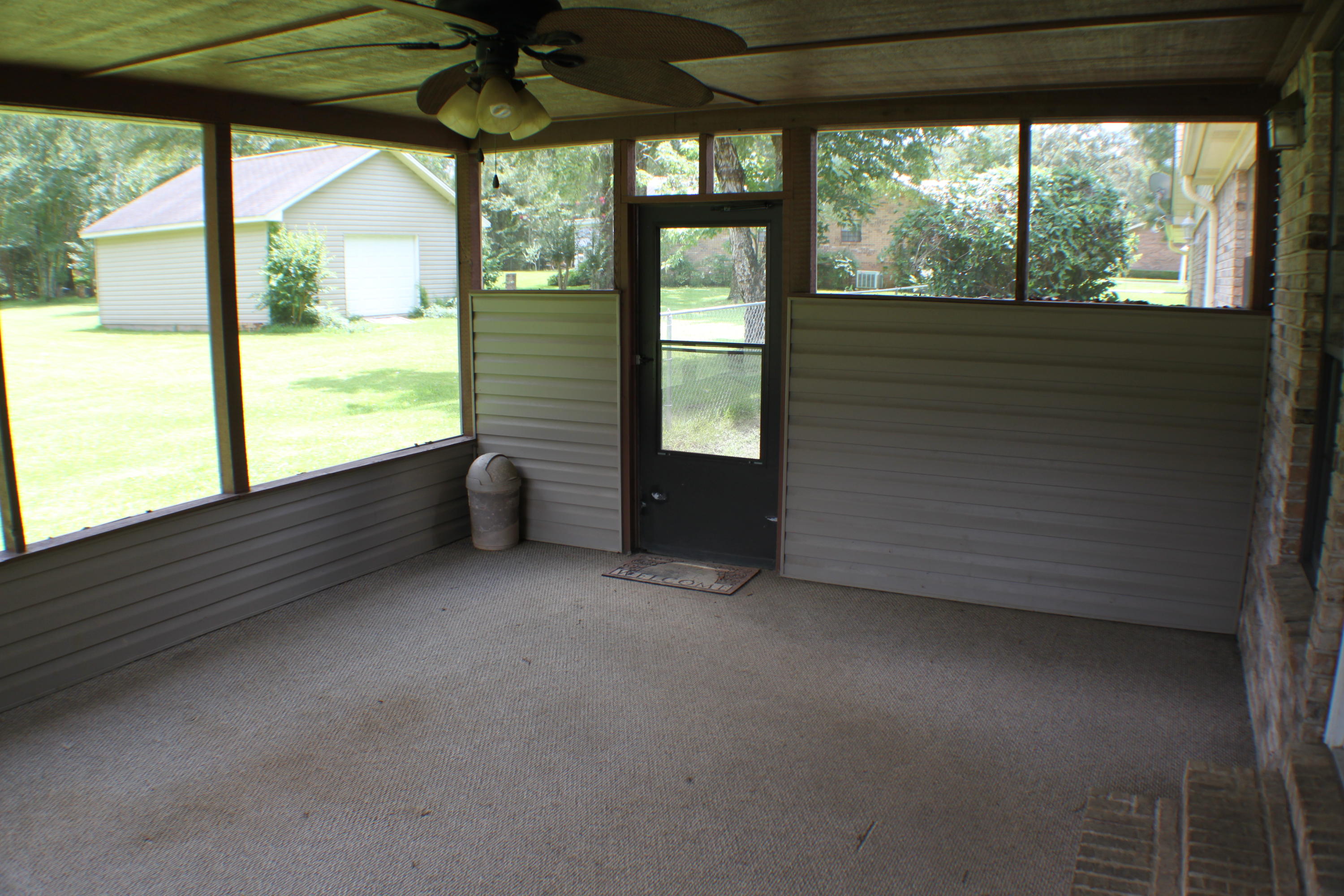 HOLLY HILLS - Residential