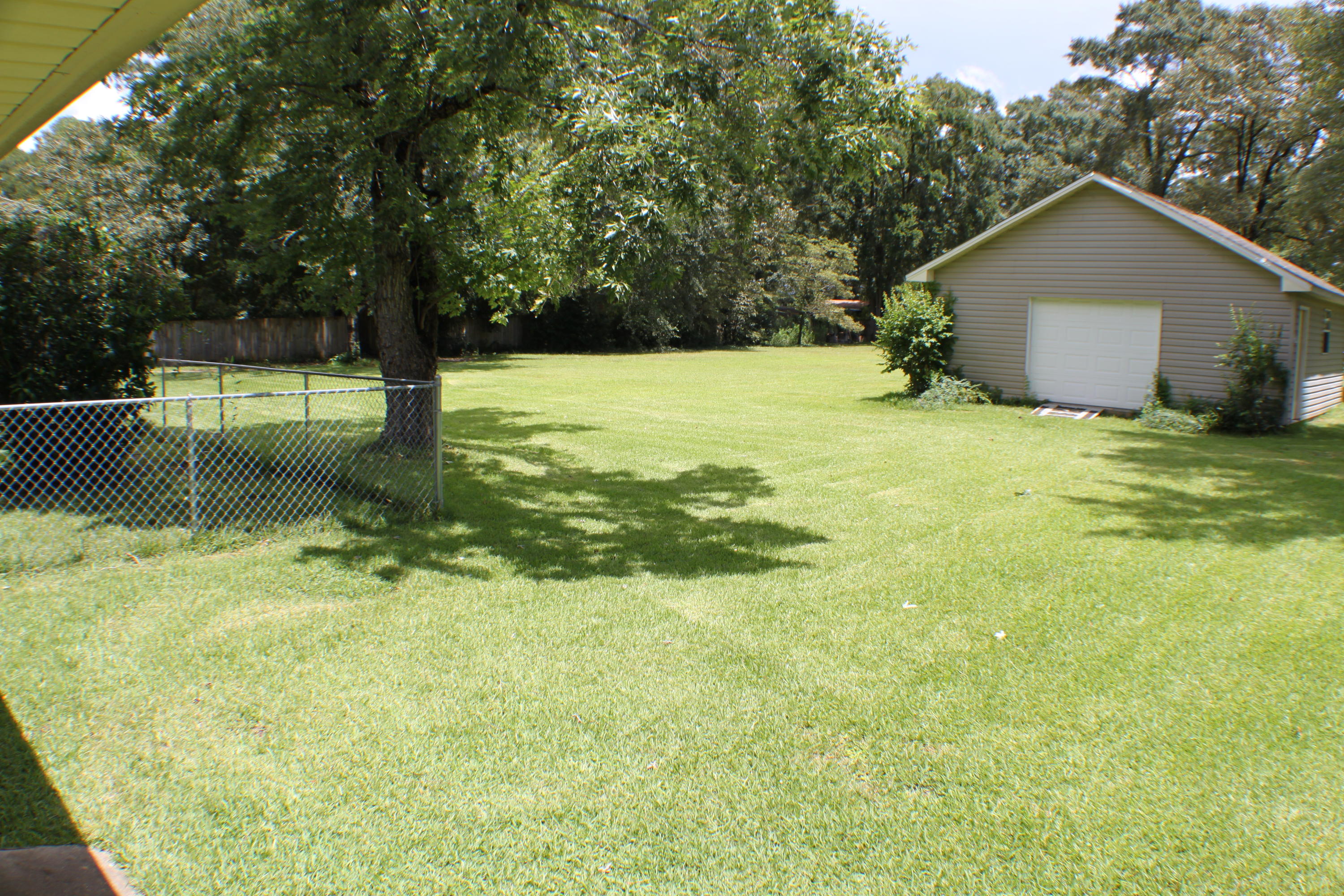 HOLLY HILLS - Residential