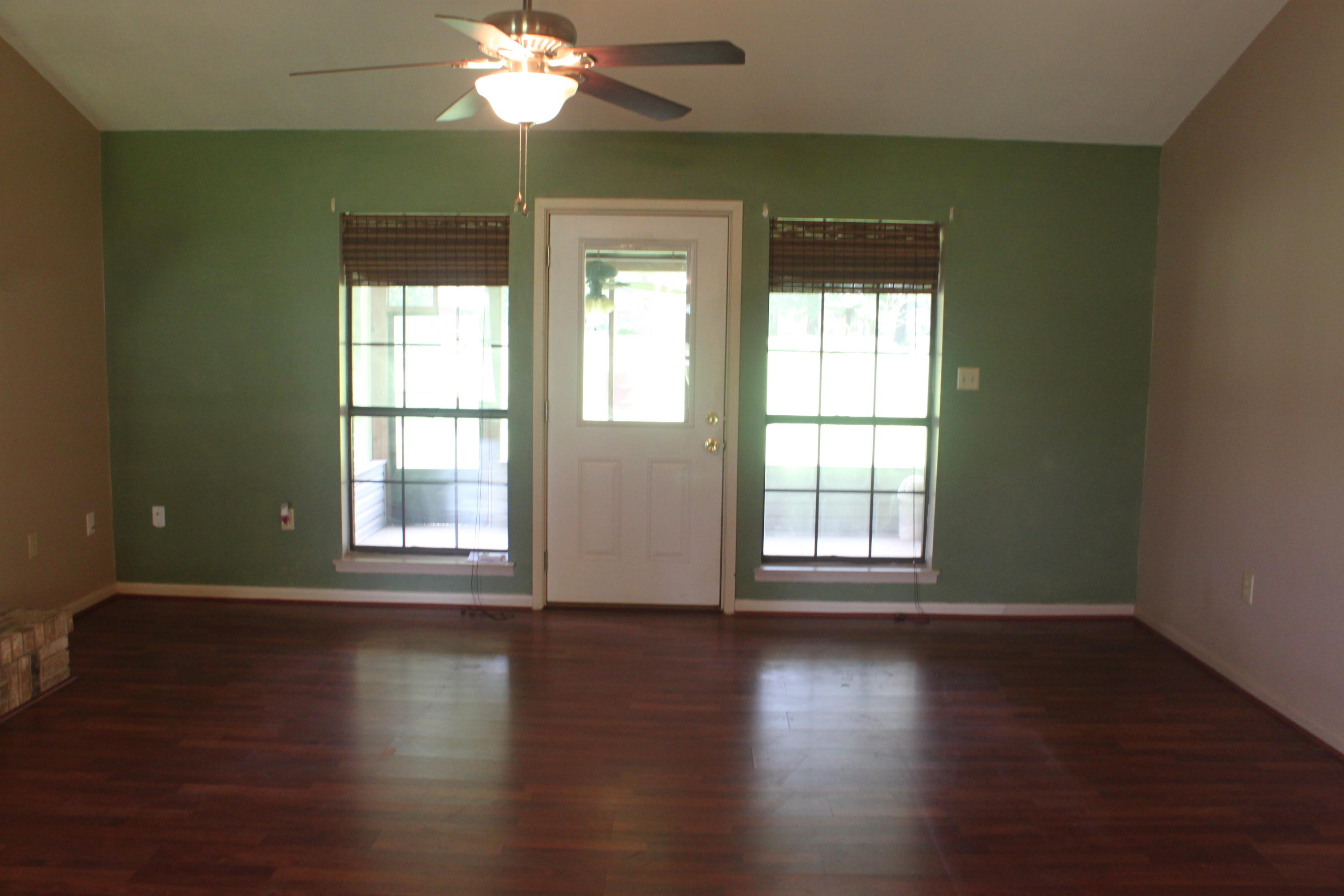 HOLLY HILLS - Residential