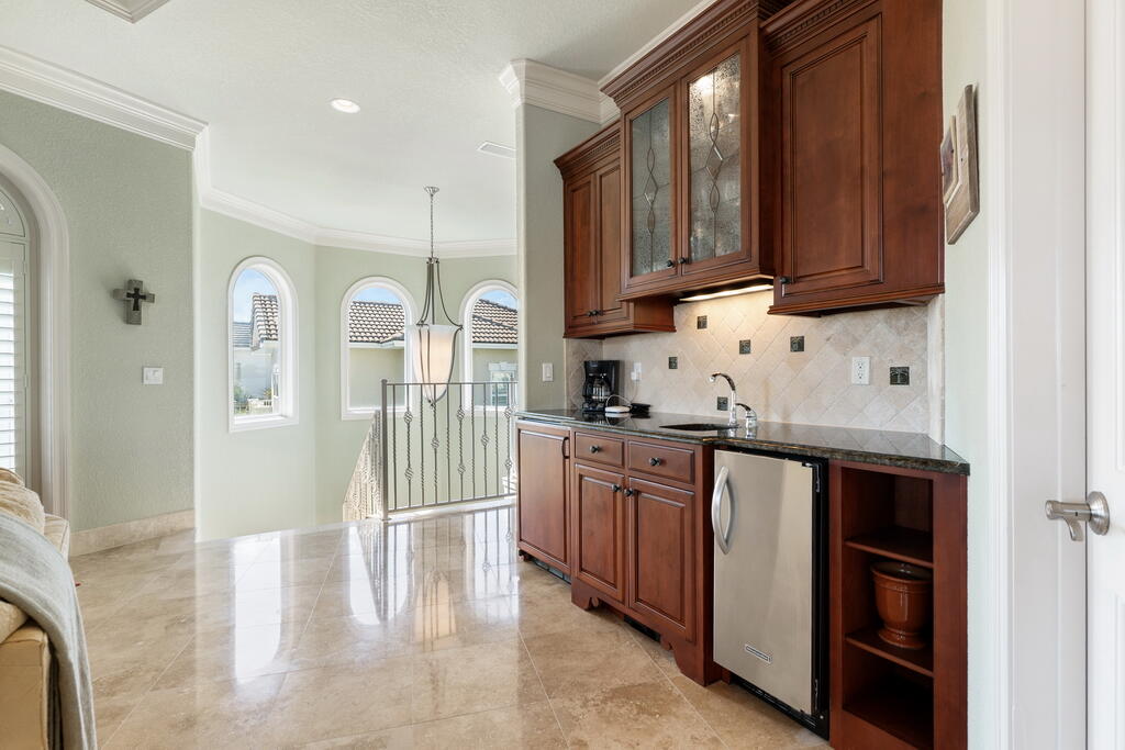 Avalon Beach Estates - Residential