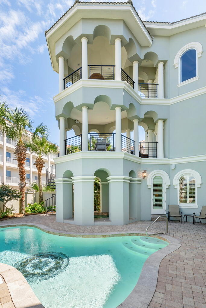 Avalon Beach Estates - Residential