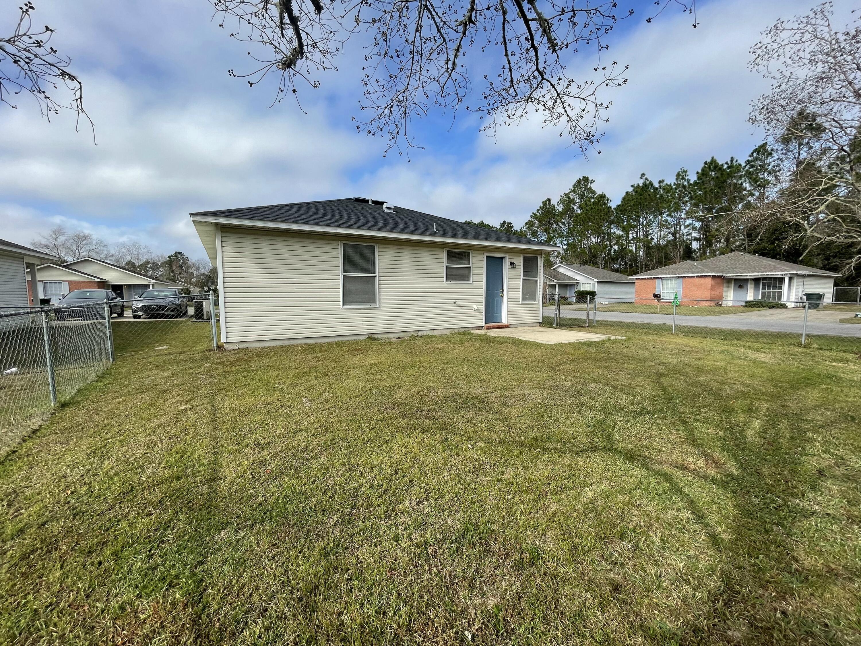 BAY PINES VILLAS - Residential