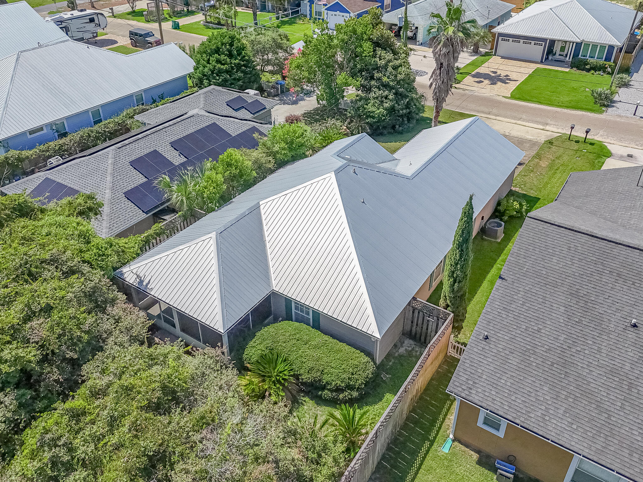 RIVIERA BEACH - Residential