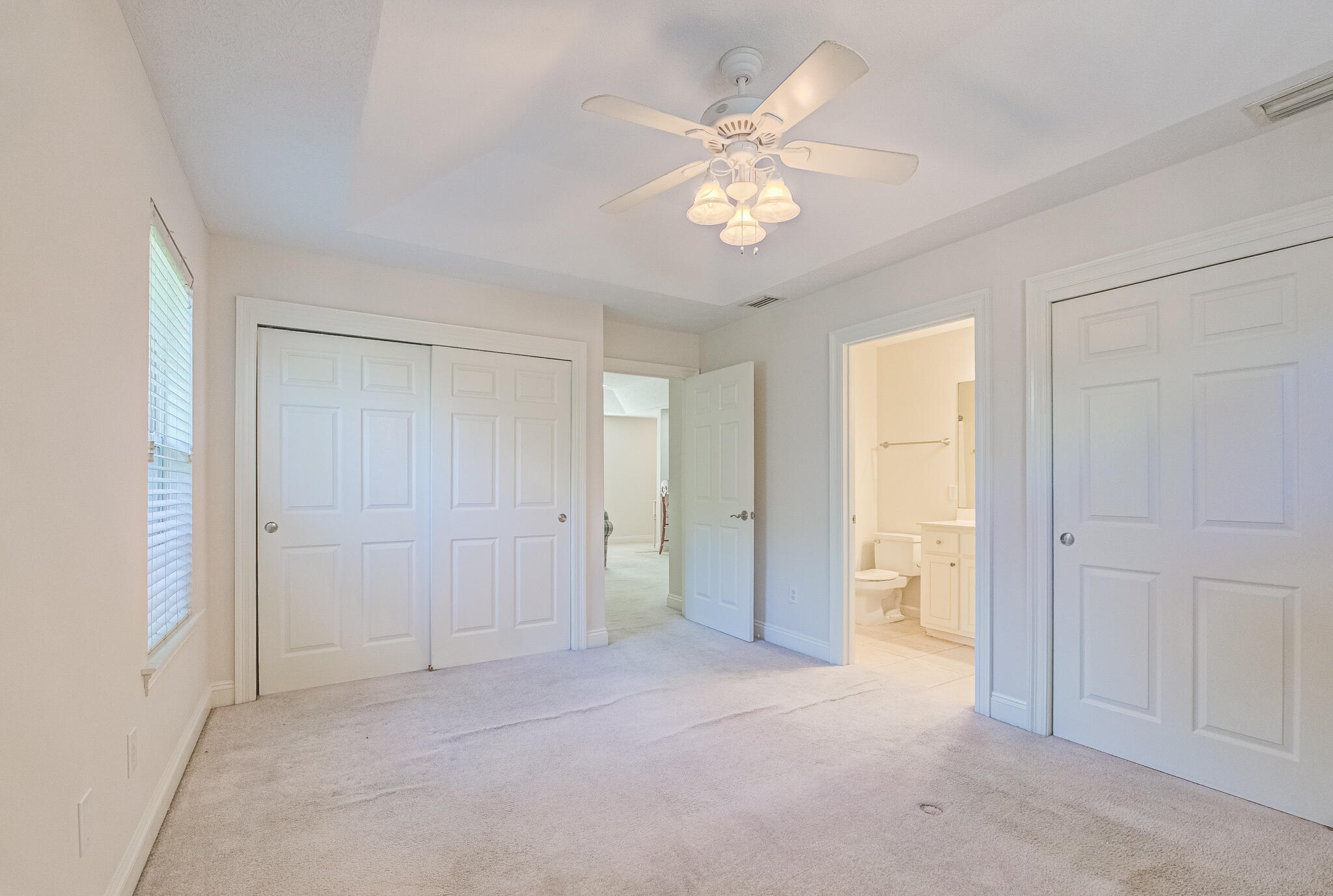 RIVIERA BEACH - Residential