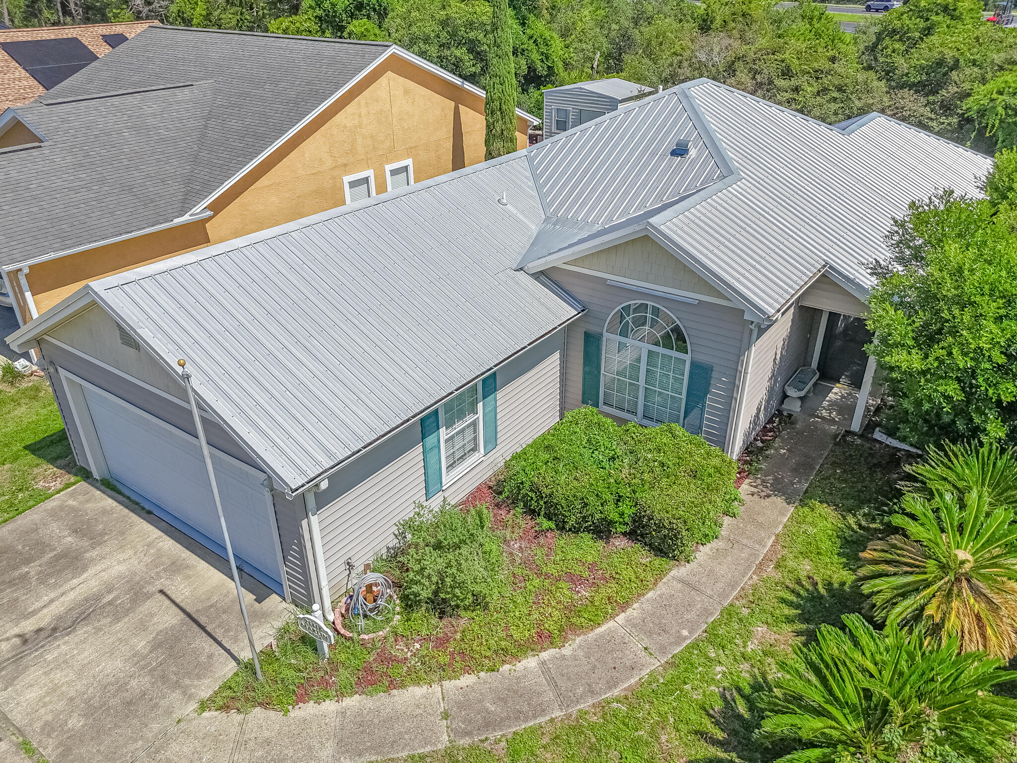 RIVIERA BEACH - Residential