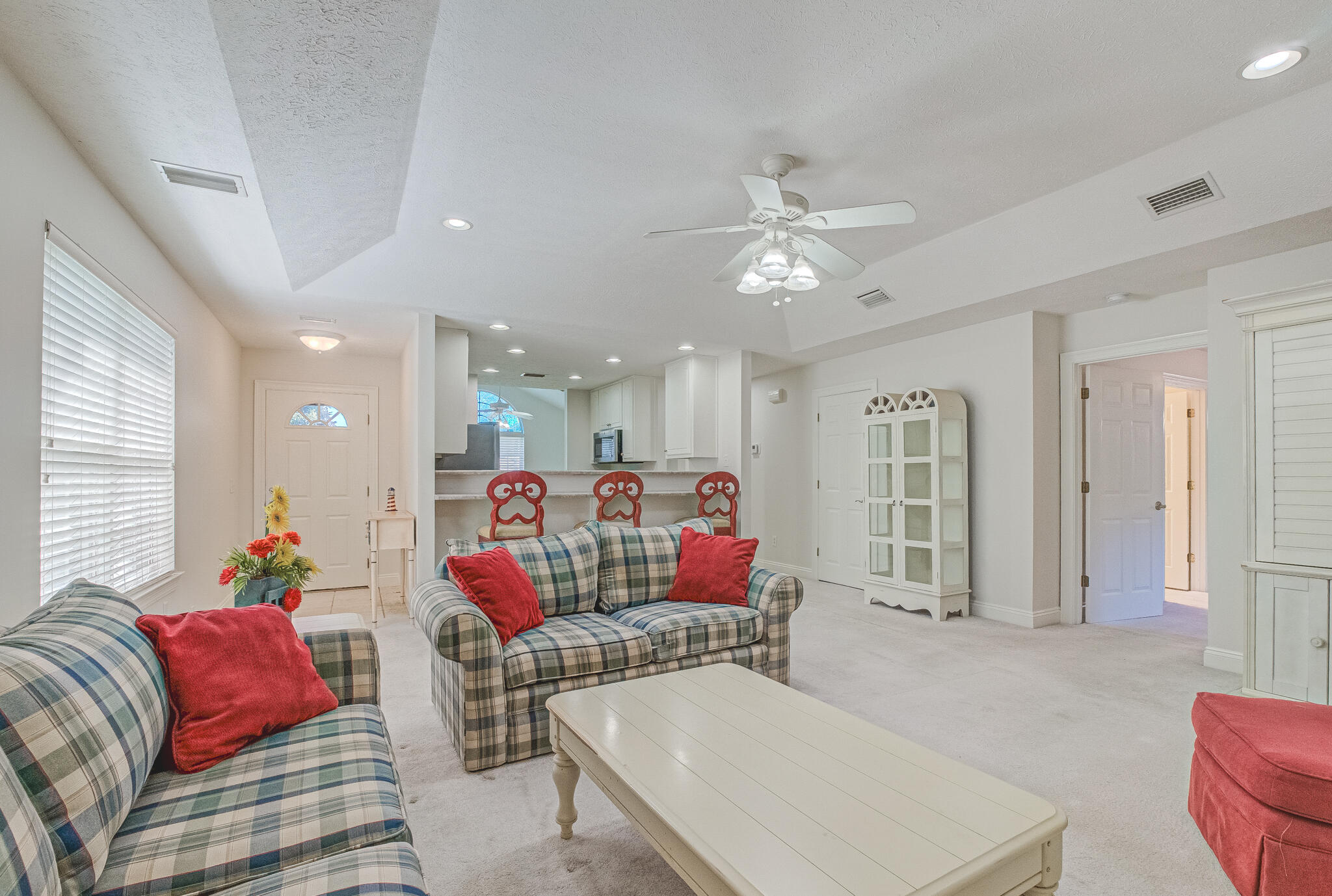 RIVIERA BEACH - Residential