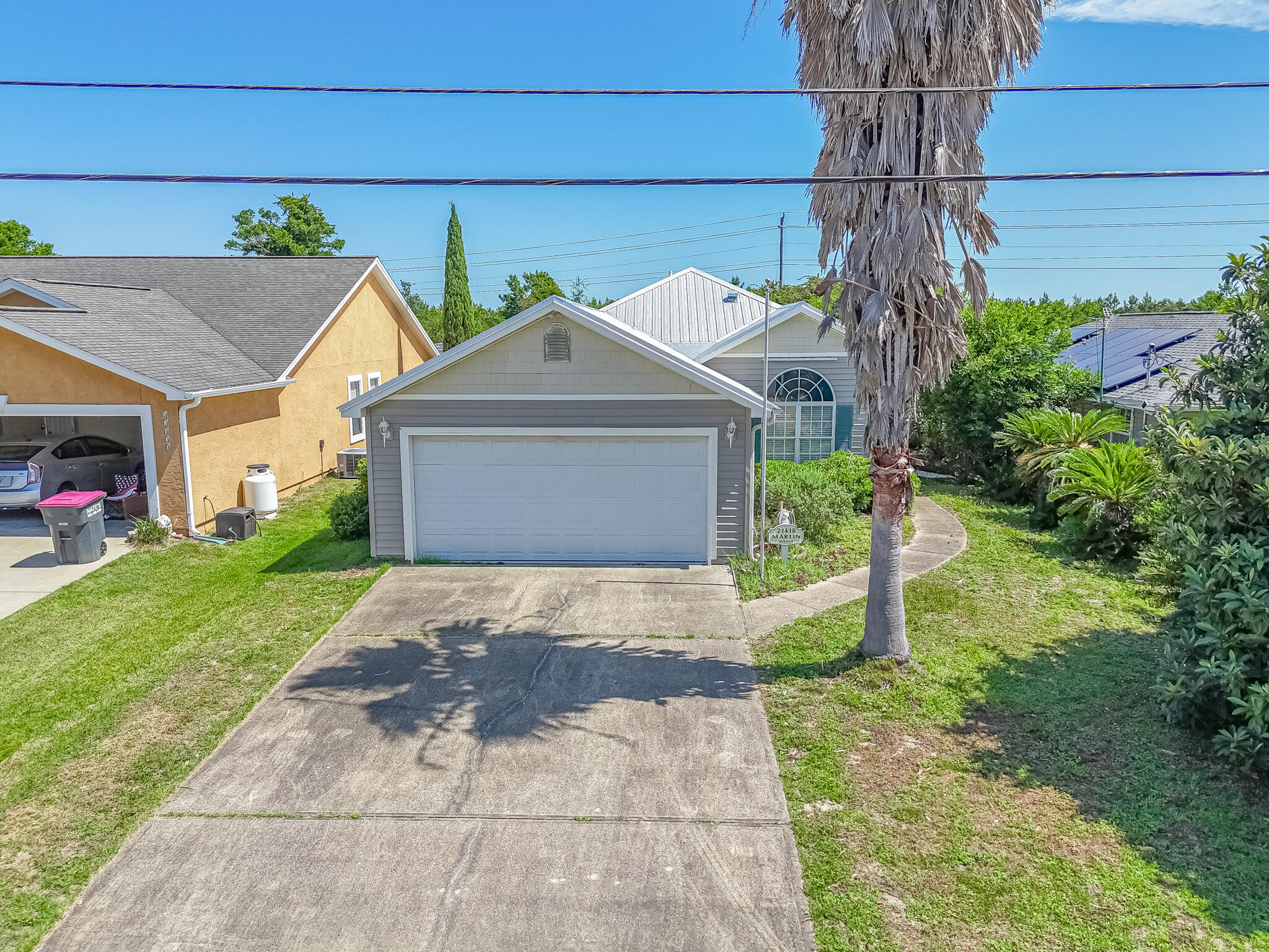 RIVIERA BEACH - Residential