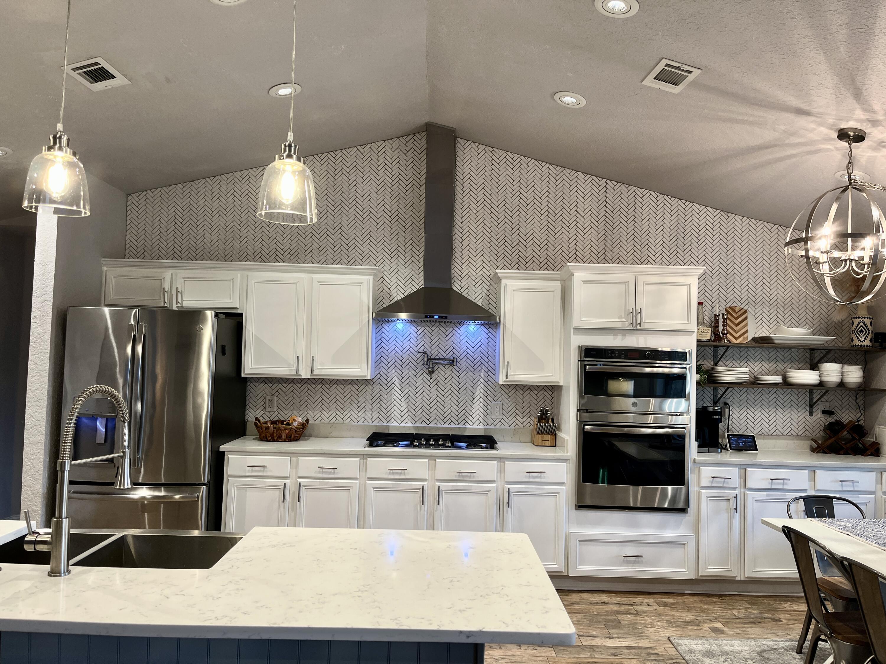 DRIFTWOOD ESTATES - Residential