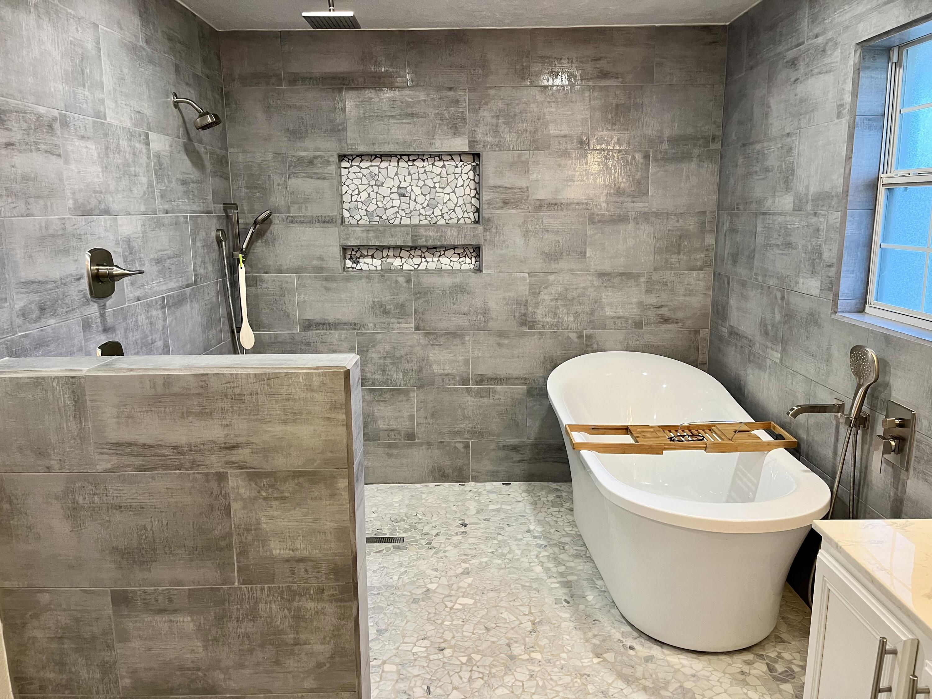 DRIFTWOOD ESTATES - Residential
