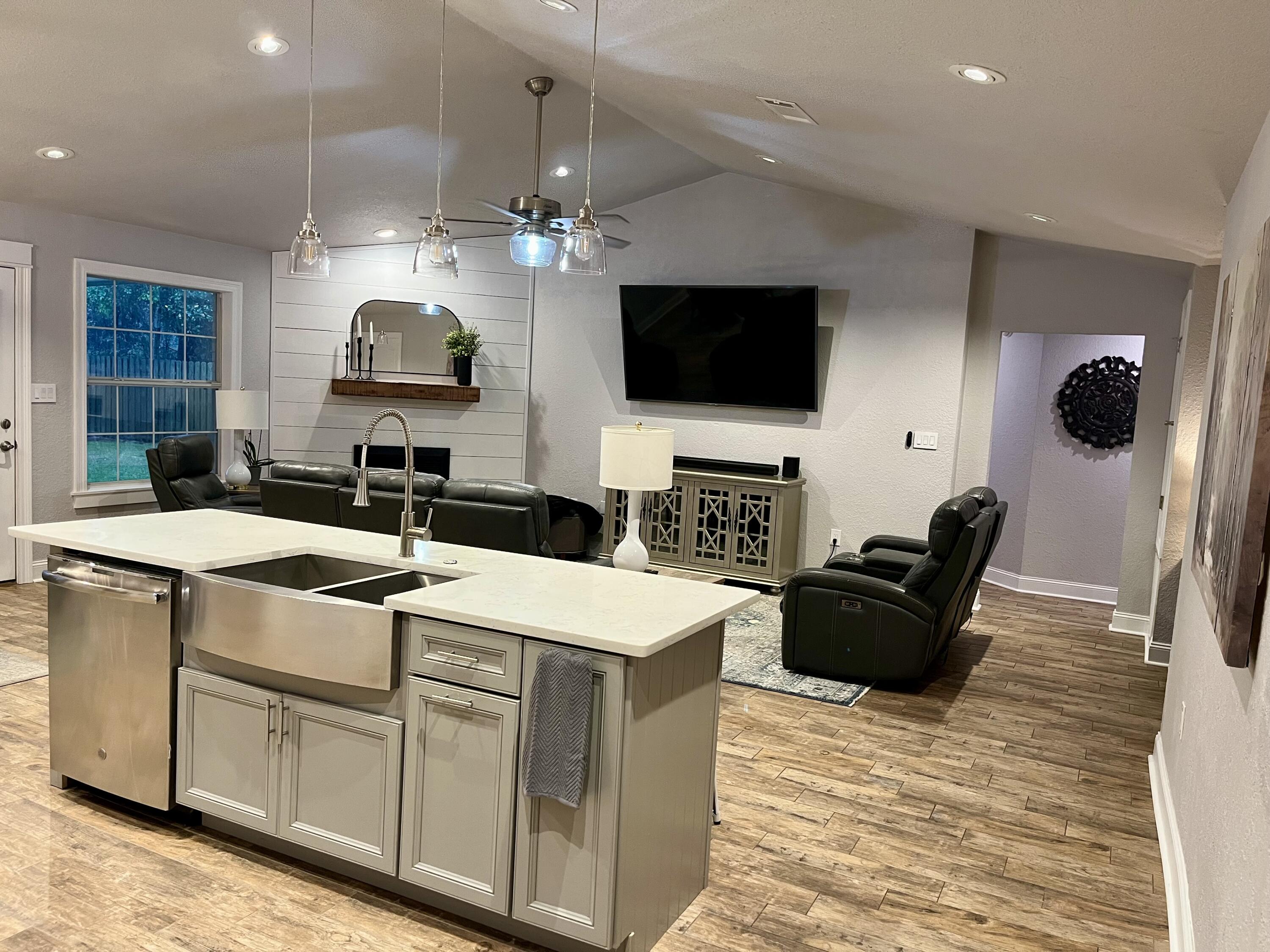 DRIFTWOOD ESTATES - Residential