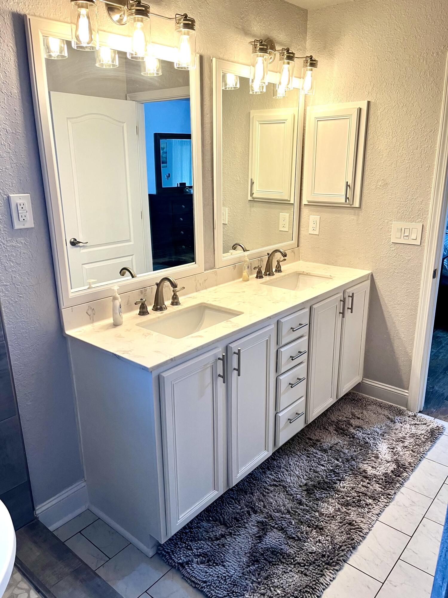 DRIFTWOOD ESTATES - Residential