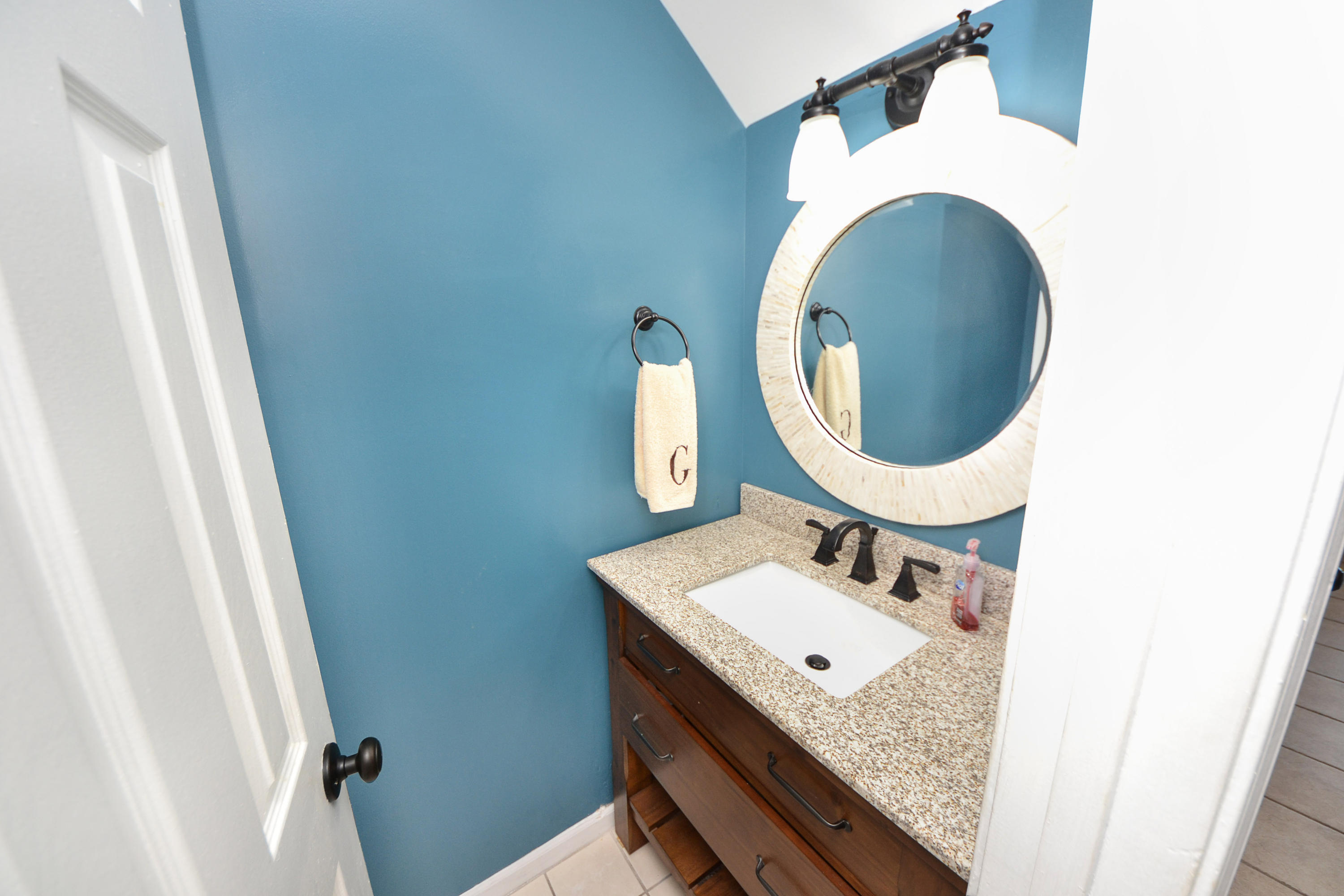 RAMSGATE HARBOUR PH 3 CONDO - Residential