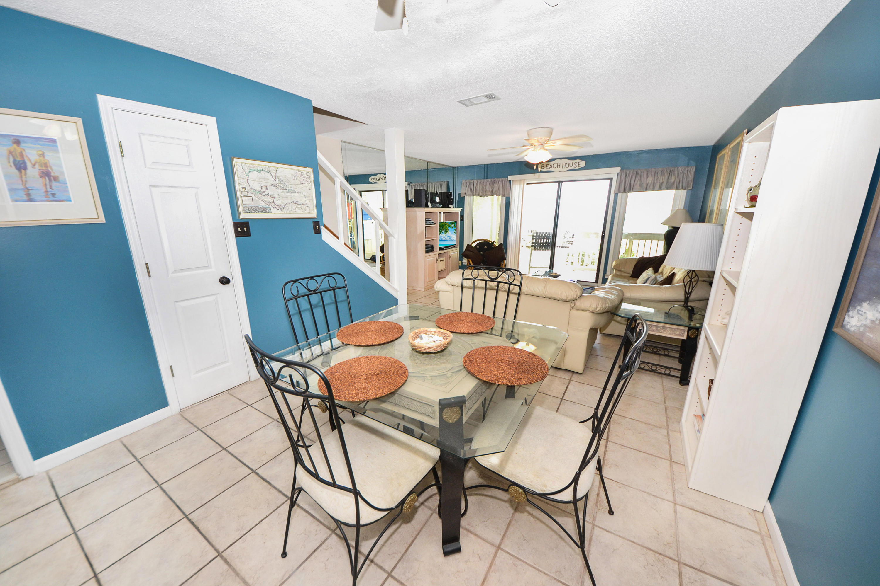 RAMSGATE HARBOUR PH 3 CONDO - Residential