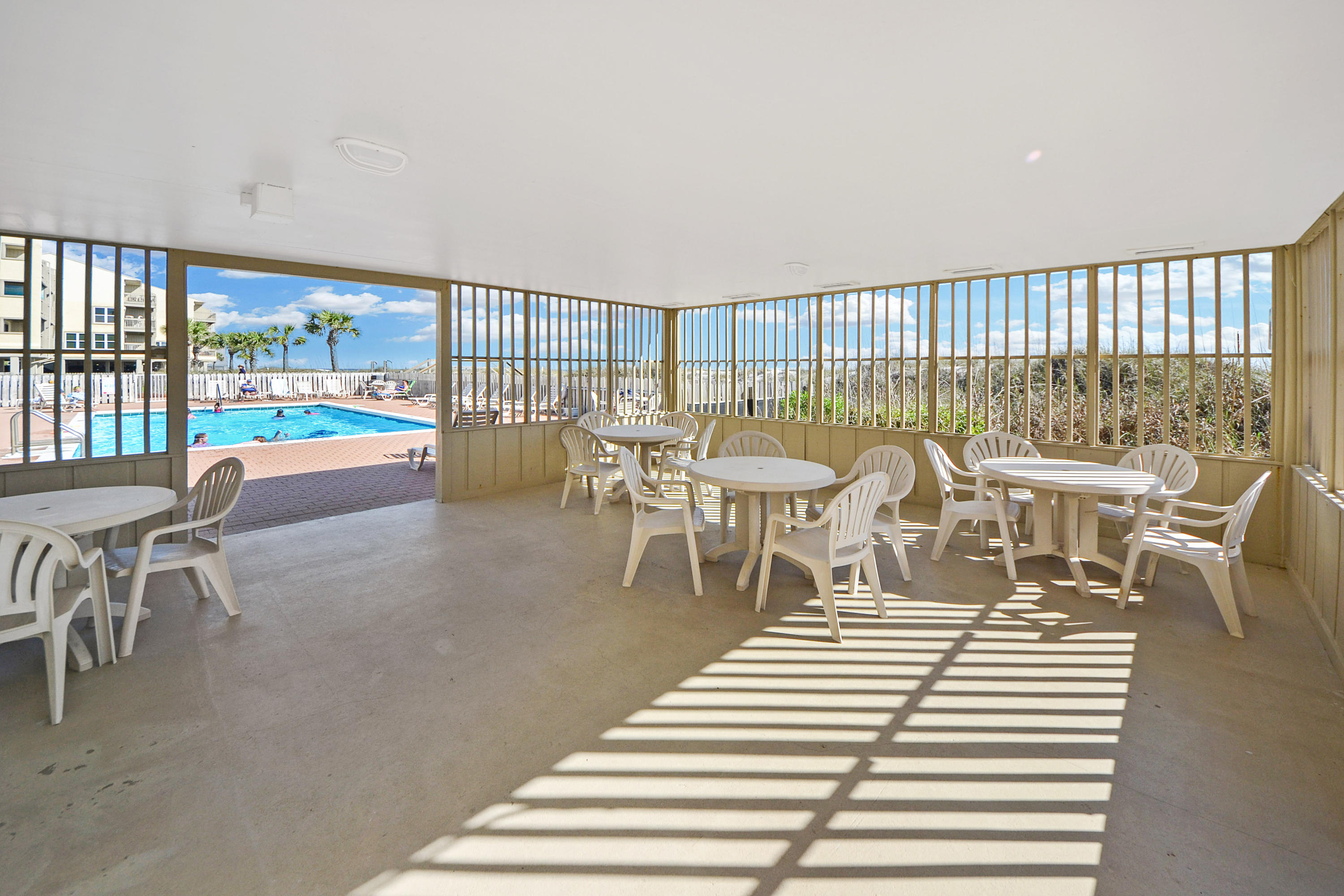 RAMSGATE HARBOUR PH 3 CONDO - Residential