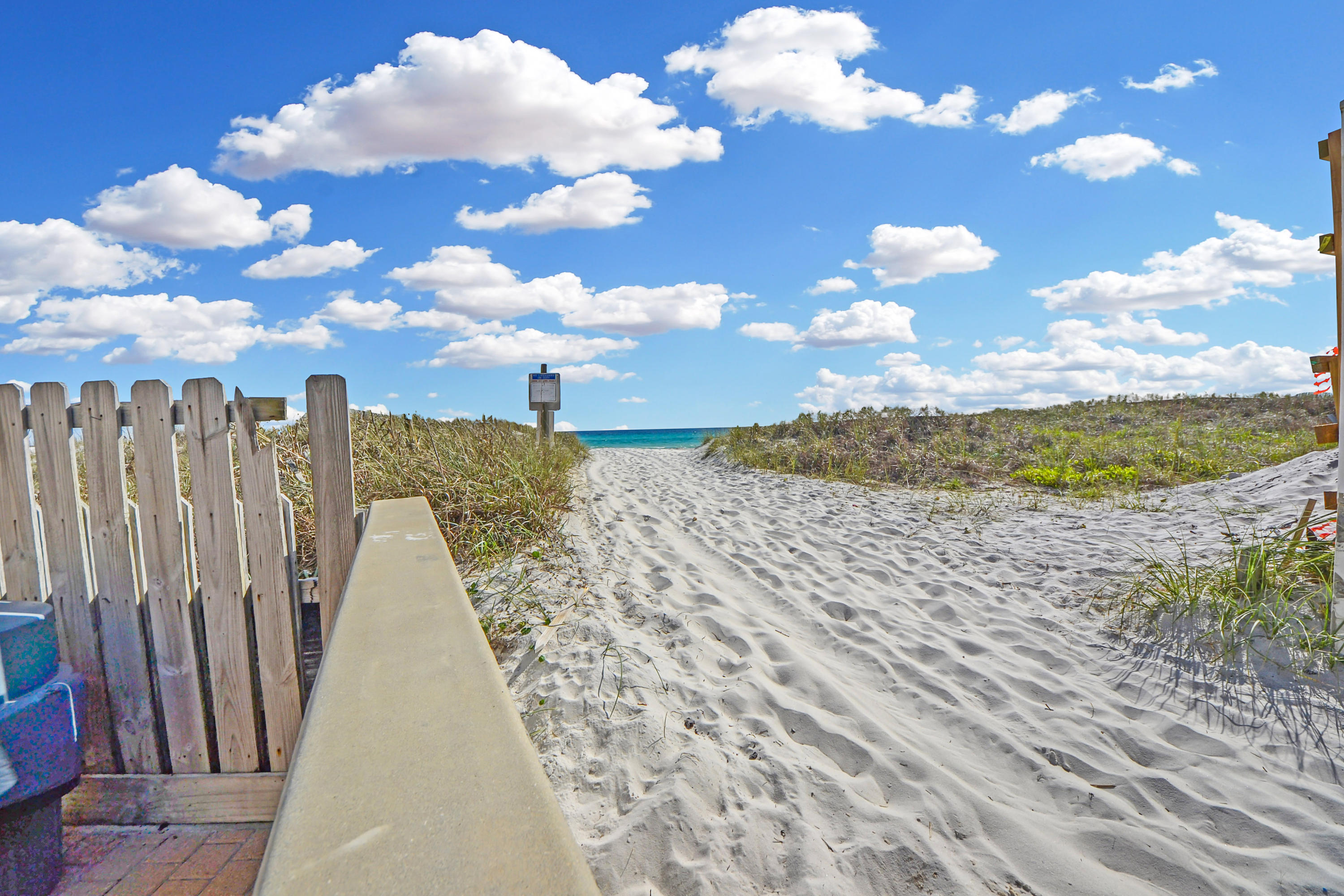 RAMSGATE HARBOUR PH 3 CONDO - Residential