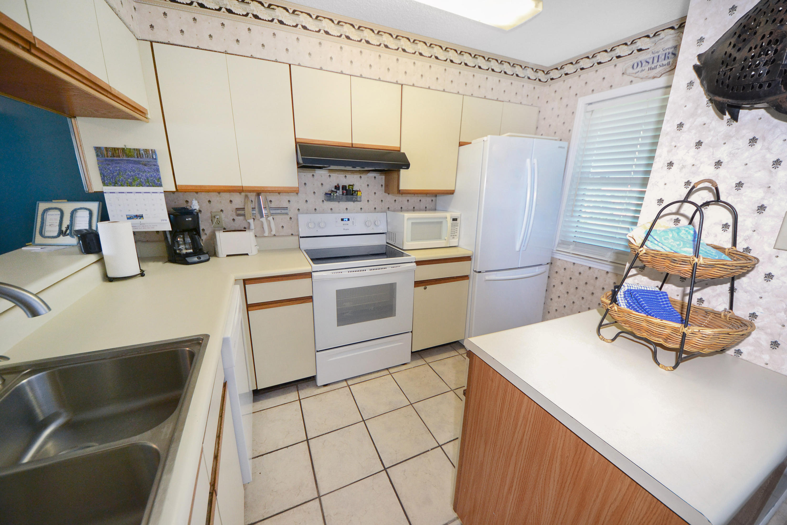 RAMSGATE HARBOUR PH 3 CONDO - Residential