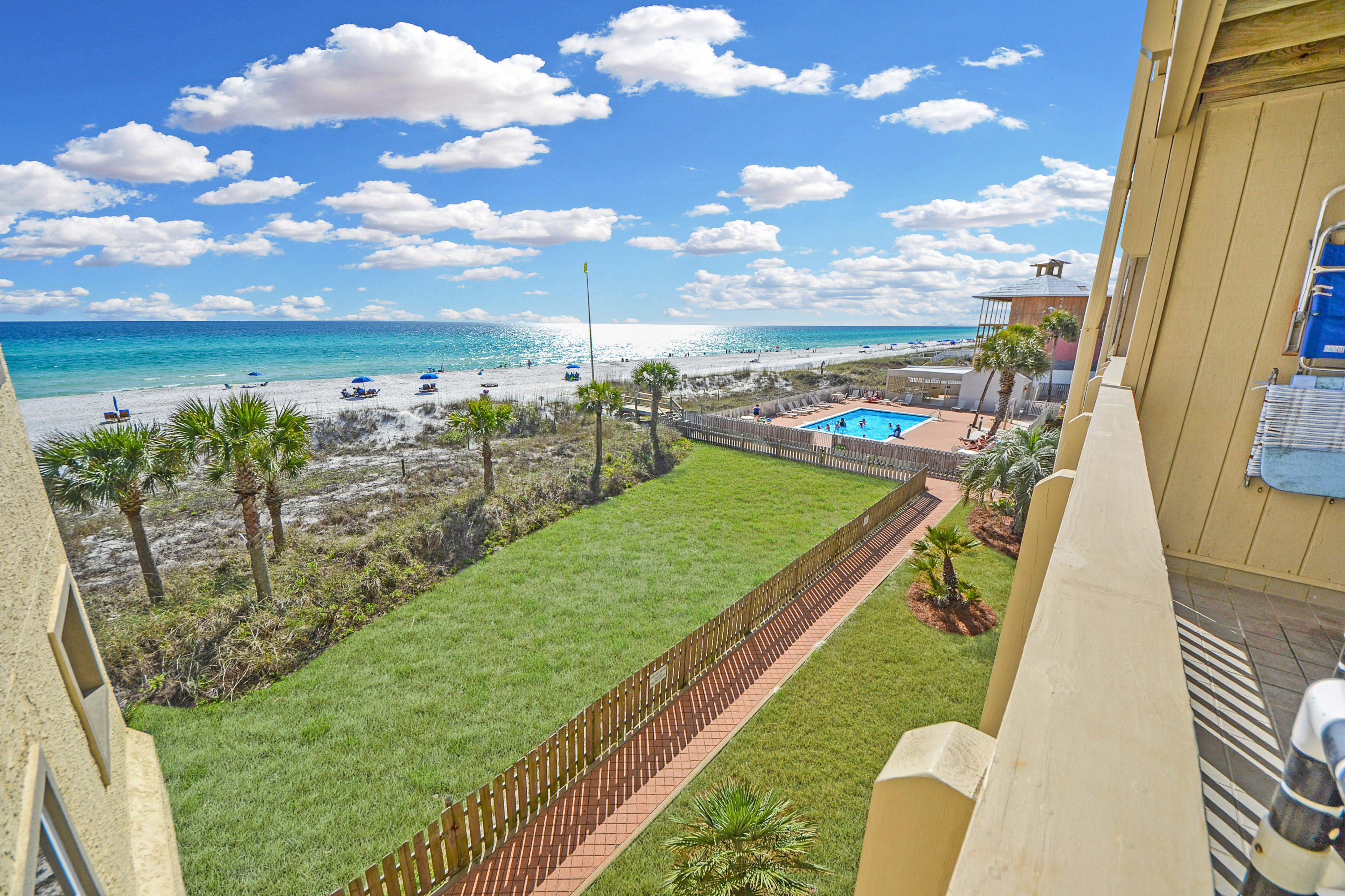 RAMSGATE HARBOUR PH 3 CONDO - Residential