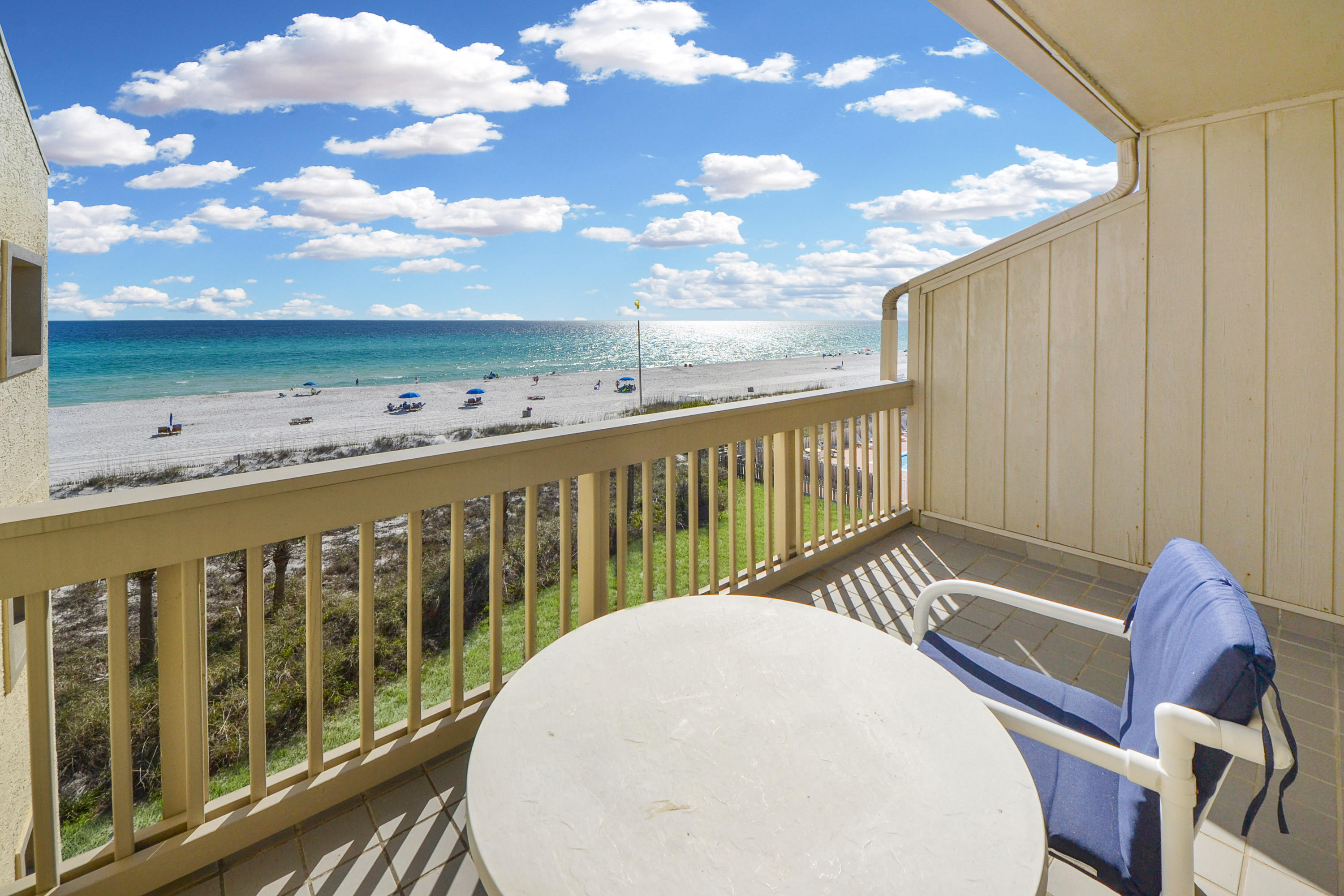 RAMSGATE HARBOUR PH 3 CONDO - Residential