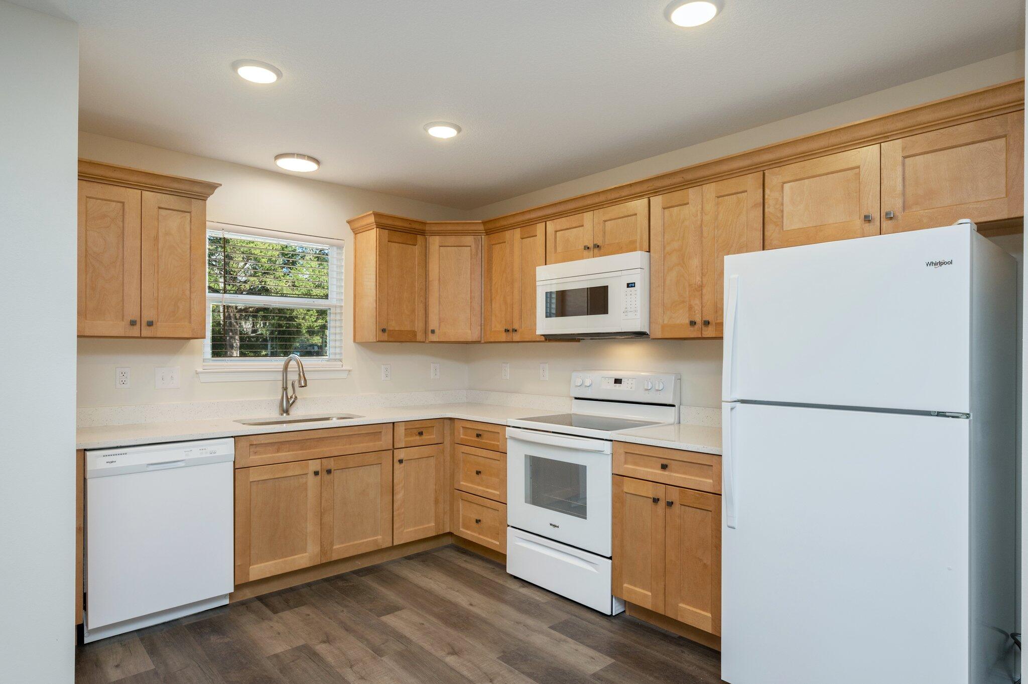 OAKDALE MINI FARMS - Residential Lease