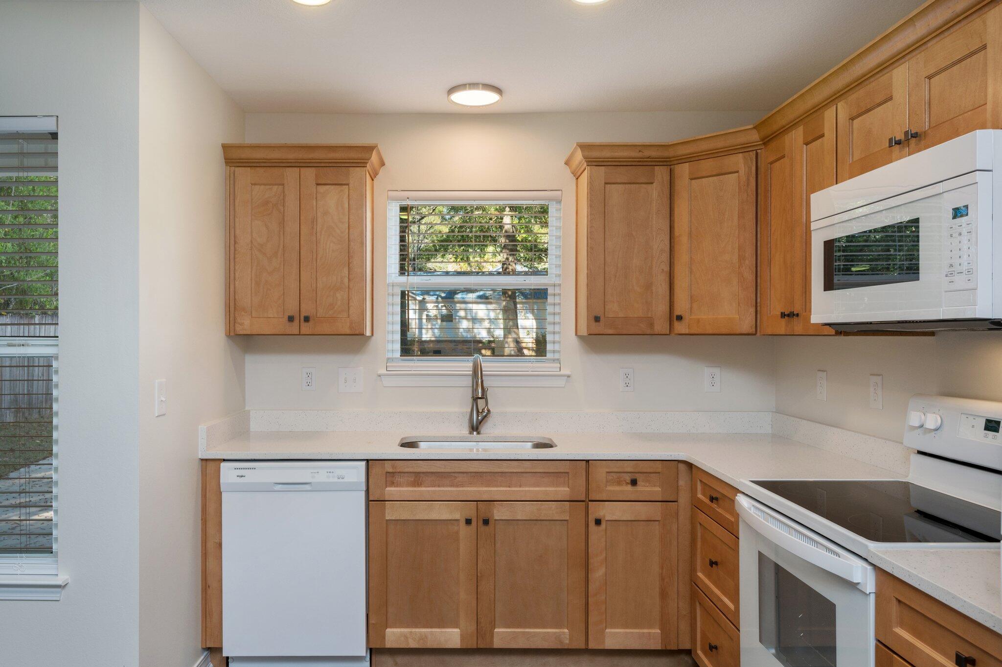OAKDALE MINI FARMS - Residential Lease