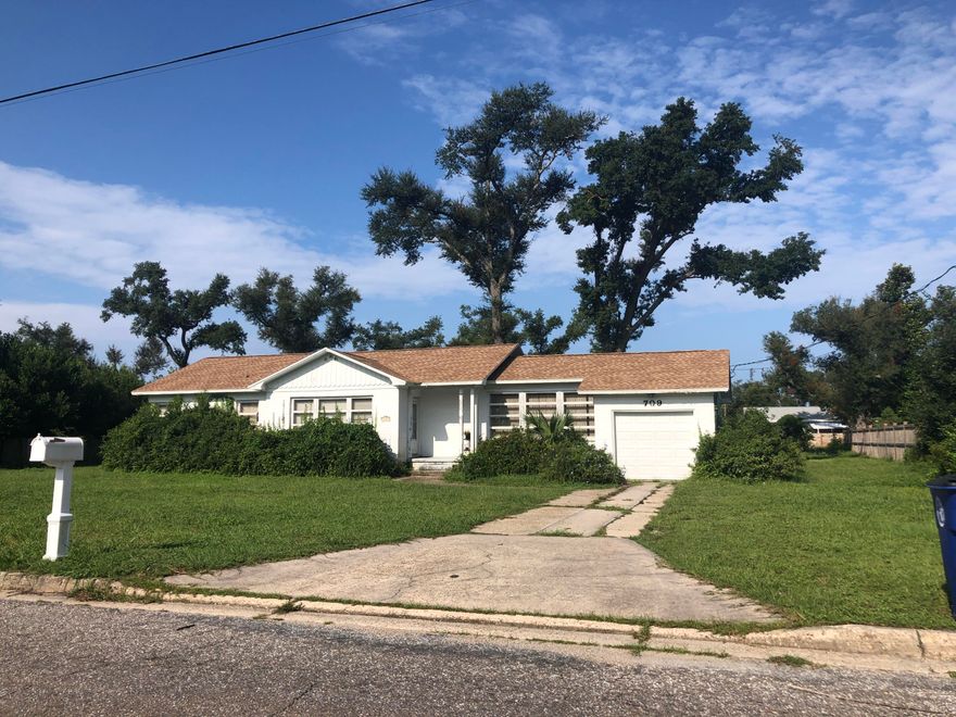 Entered for comp purposes only.