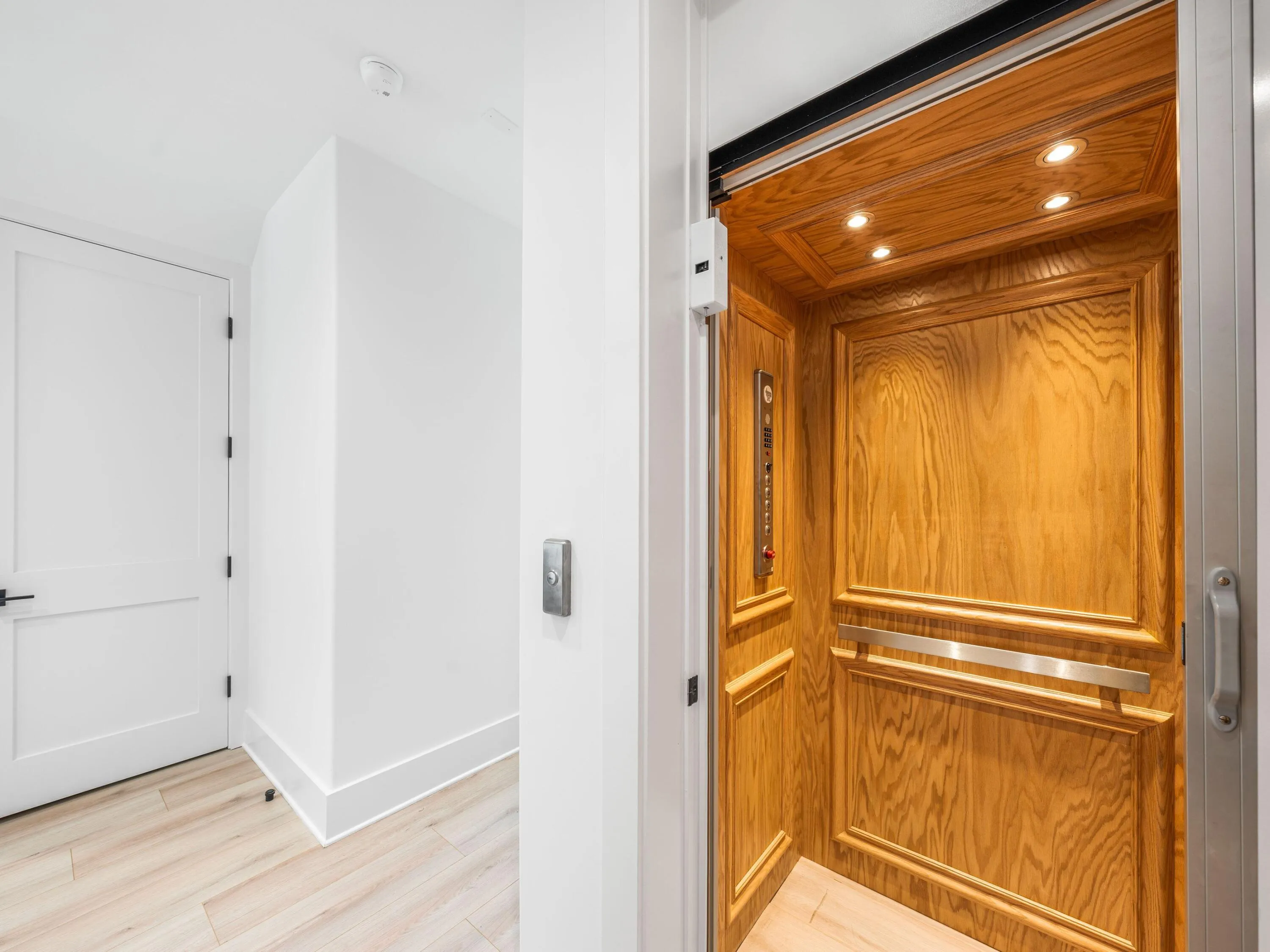 Inlet Beach, Florida 32461, United States, 6 Bedrooms Bedrooms, ,5 BathroomsBathrooms,Residential,Active,147200