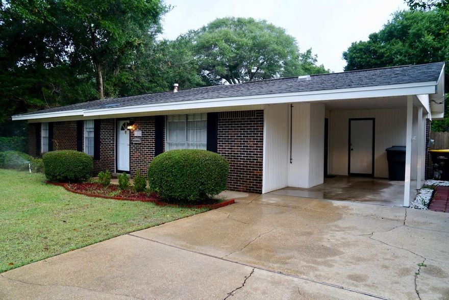 This house is located in the heart of Ft Walton Beach.Close to shopping, parks and the beach. A enclosed pool is sure to be a big hit with the family this summer. The nice size living room is heated by a cozy gas fireplace. Separate dining room for peace and quiet during meals. Freshly painted and wonderfully maintained. Don't miss out on this wonderful home. Nice yard with sprinkler system and AC unit new in 2016. Buyer to verify all data.