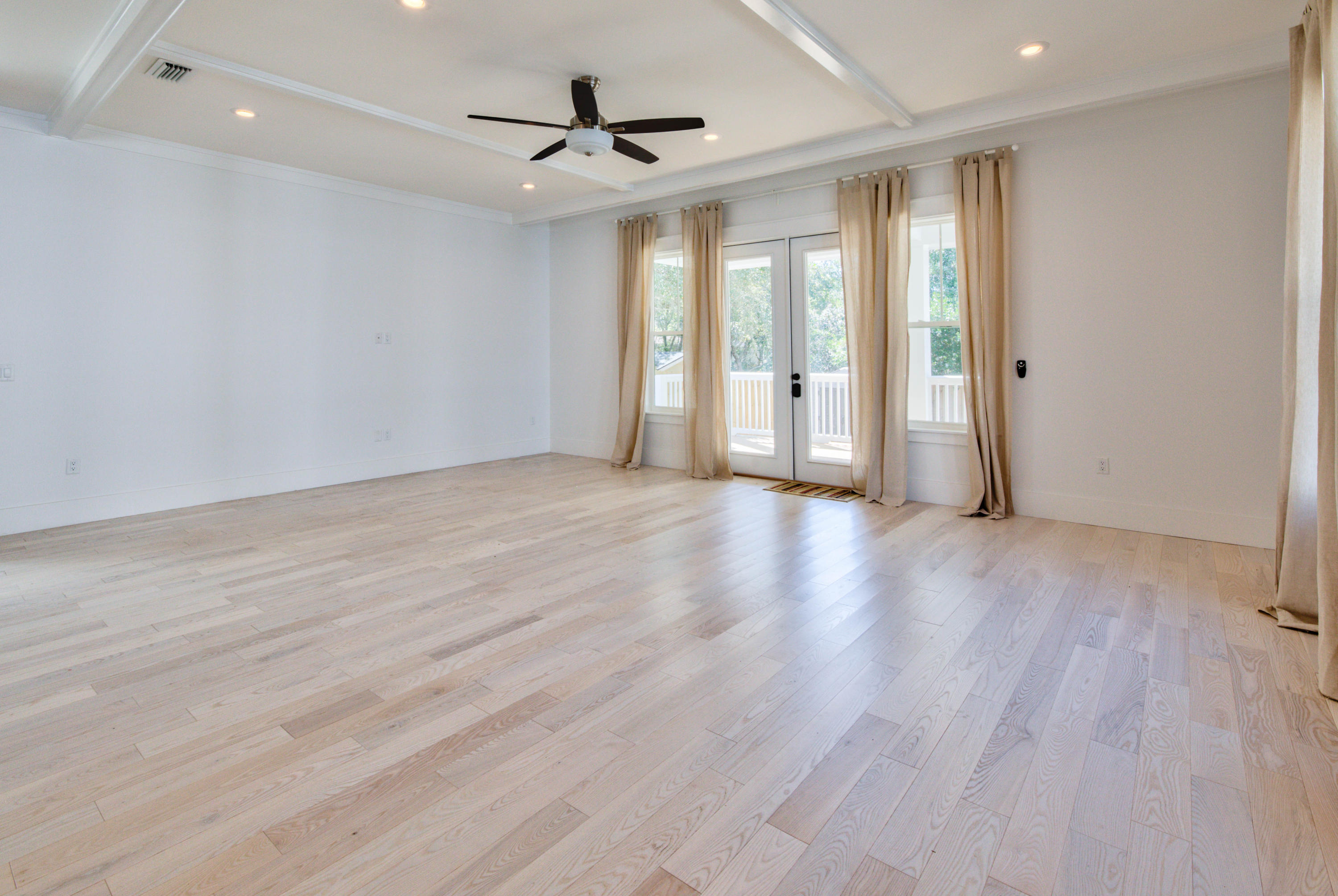 GULF SHORE MANOR - Residential