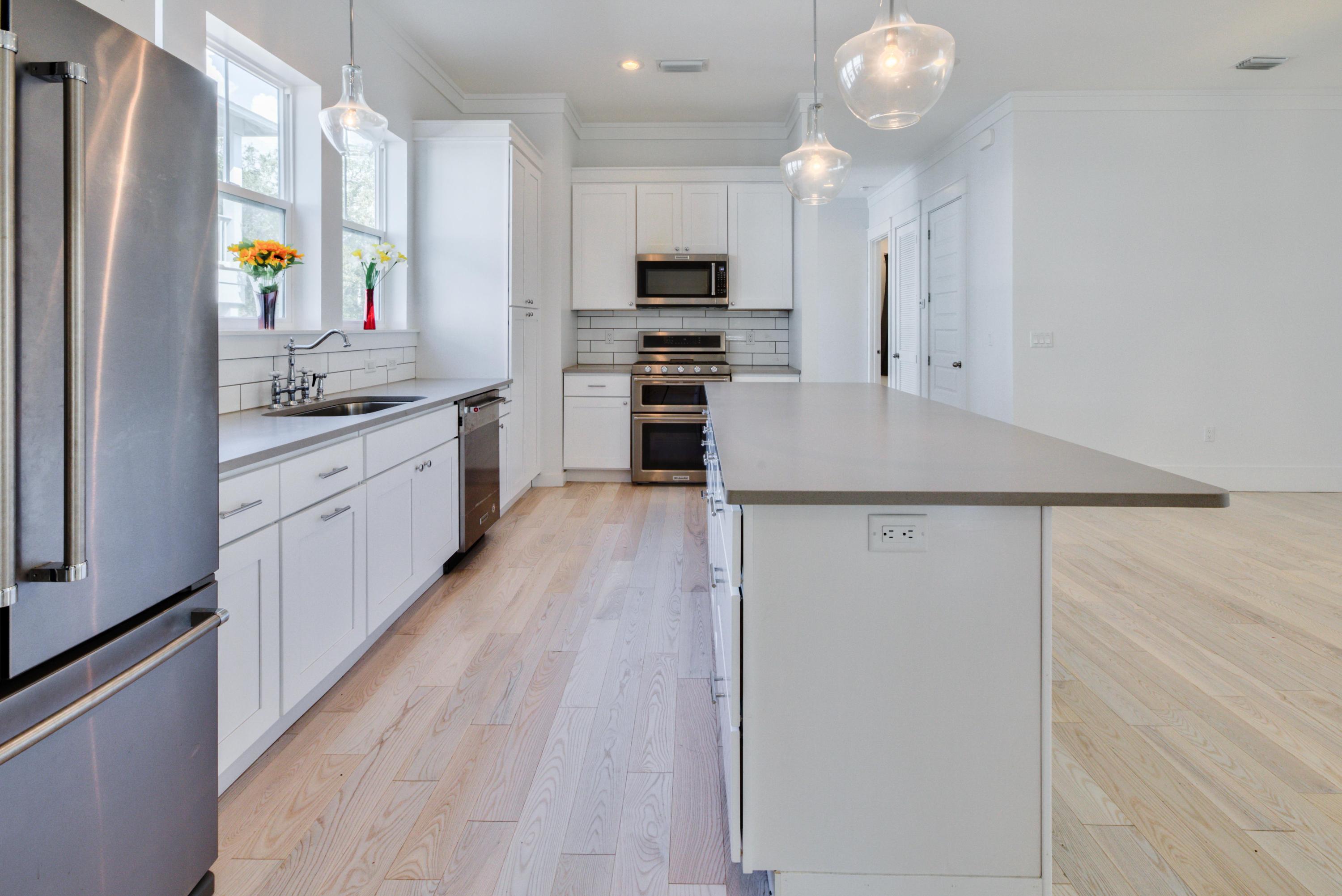 GULF SHORE MANOR - Residential