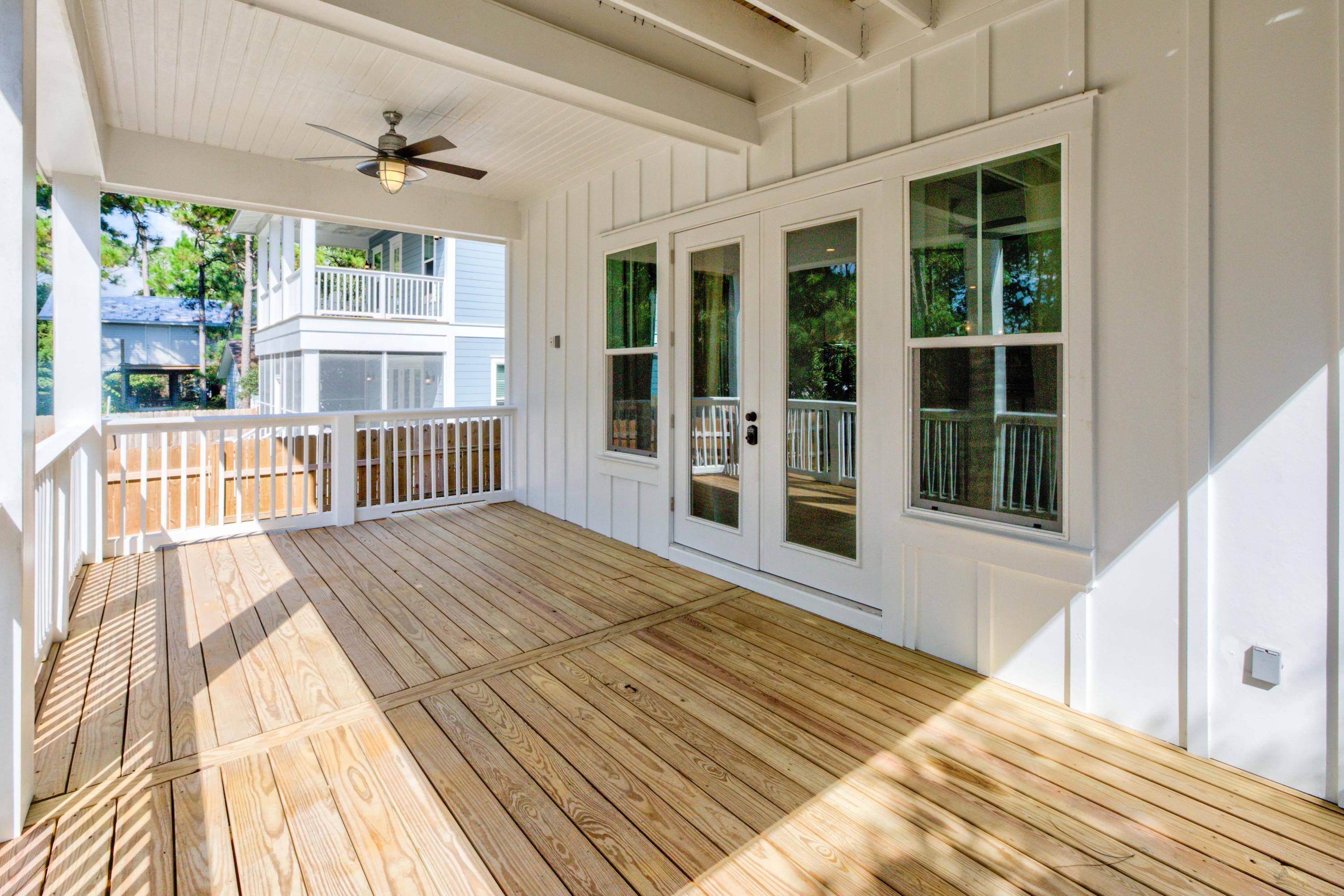 GULF SHORE MANOR - Residential