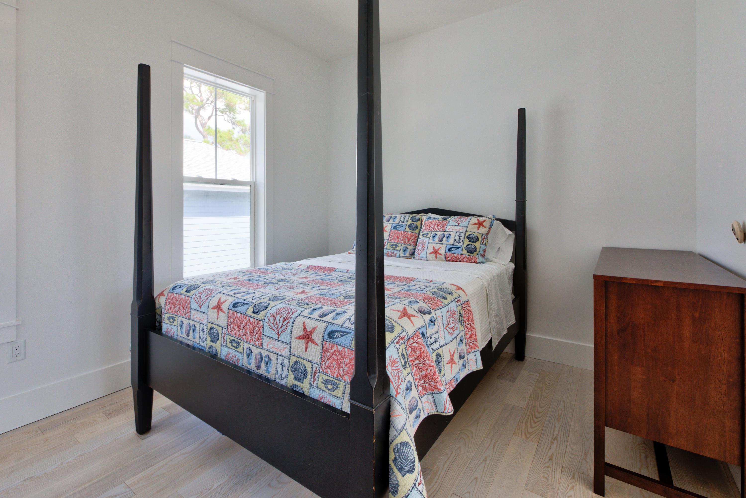 GULF SHORE MANOR - Residential