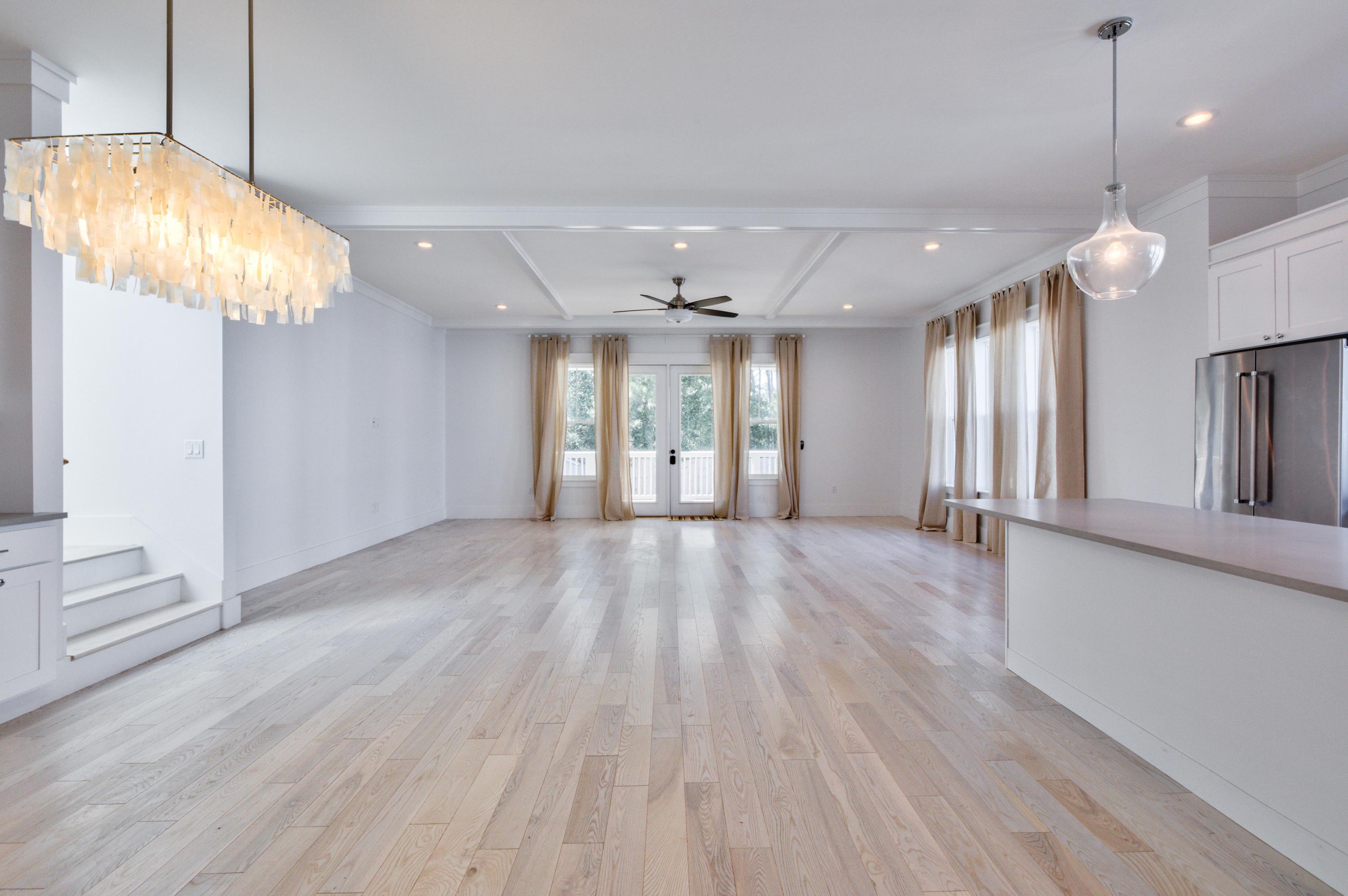 GULF SHORE MANOR - Residential