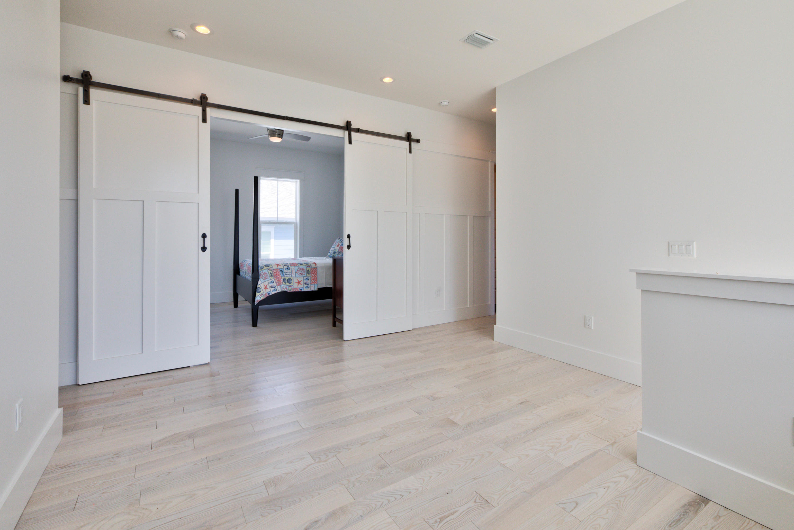 GULF SHORE MANOR - Residential