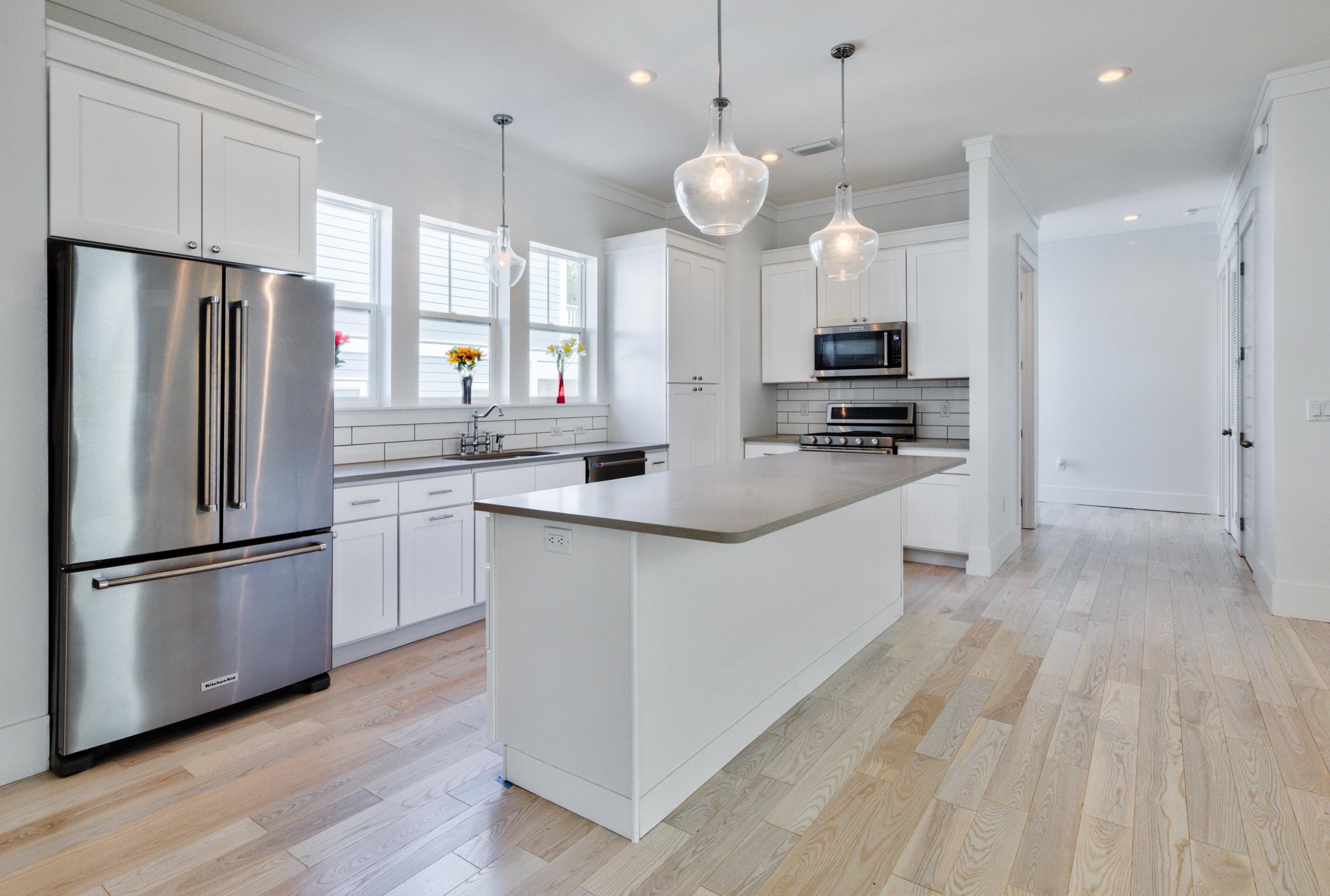 GULF SHORE MANOR - Residential