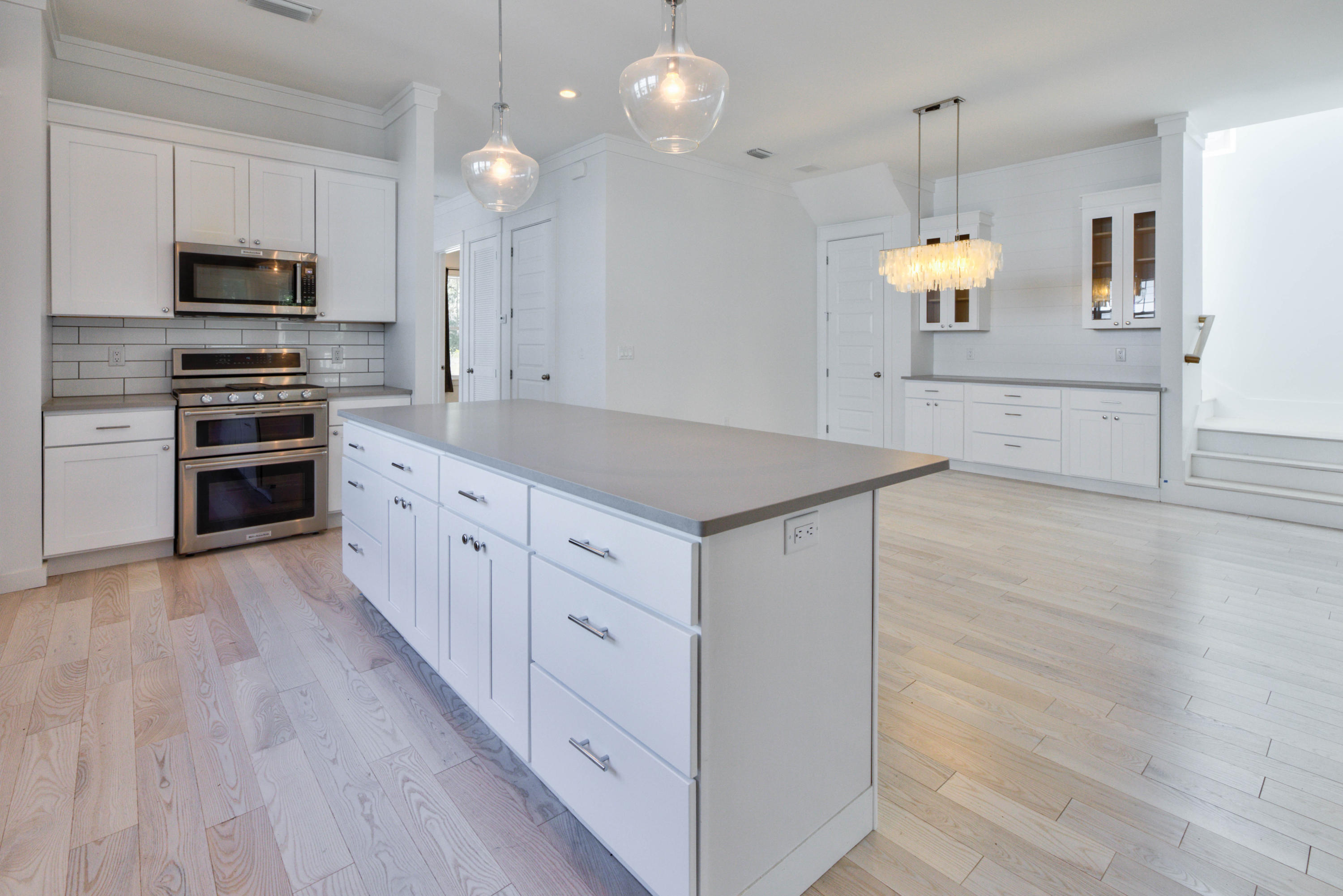 GULF SHORE MANOR - Residential