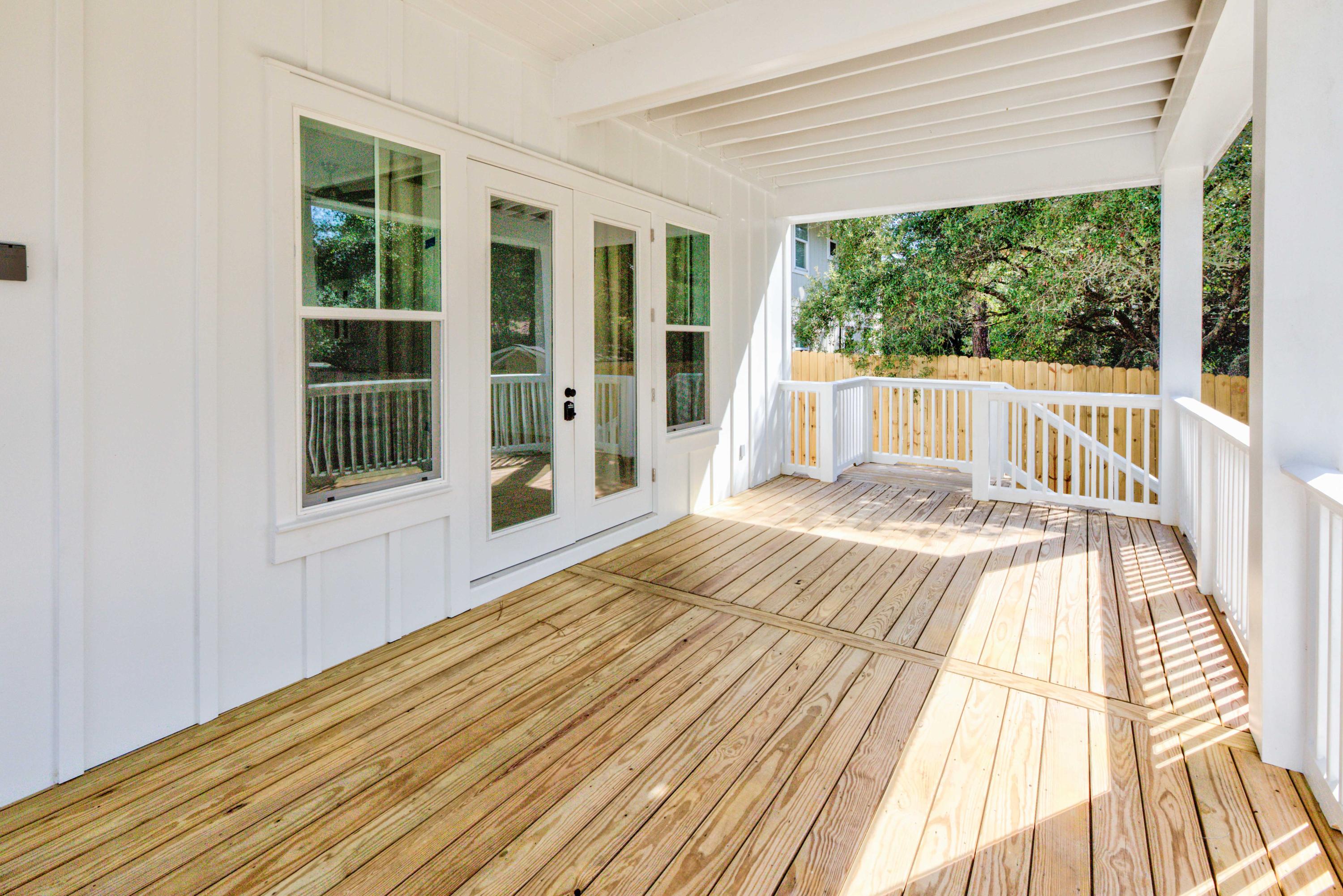 GULF SHORE MANOR - Residential