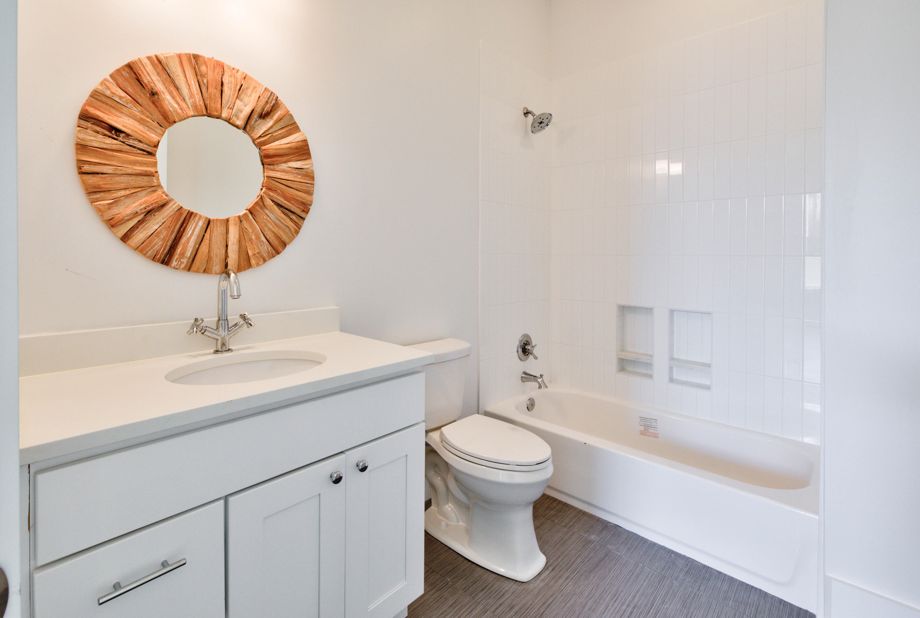 GULF SHORE MANOR - Residential