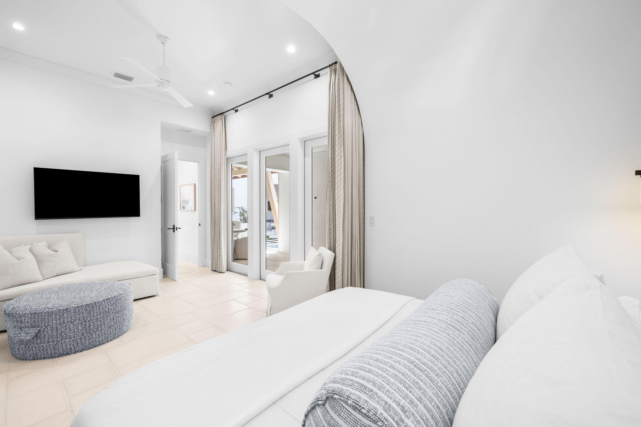 ALYS BEACH - Residential