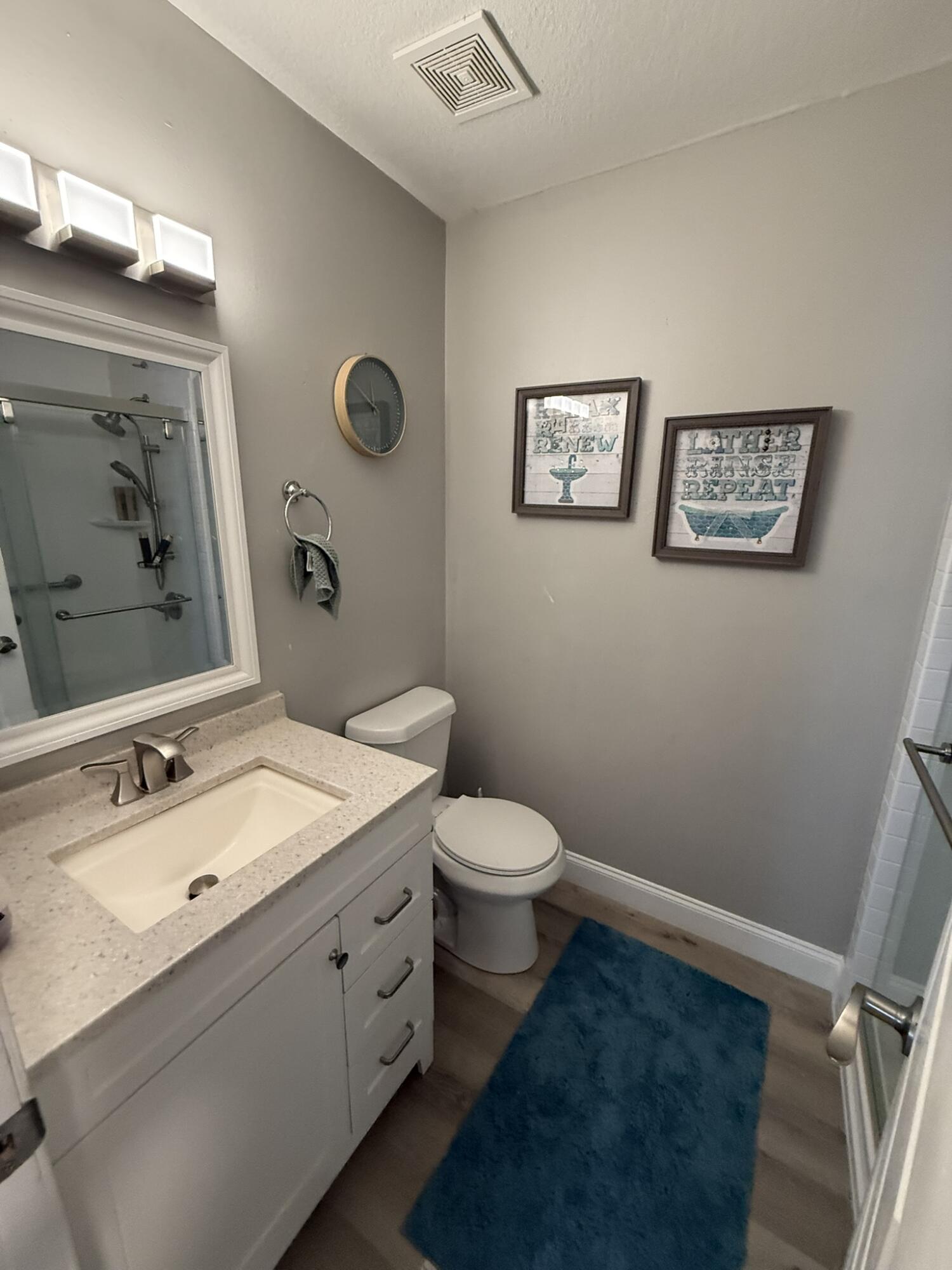 PINE RIDGE TRACE UNIT 132 - Residential Lease