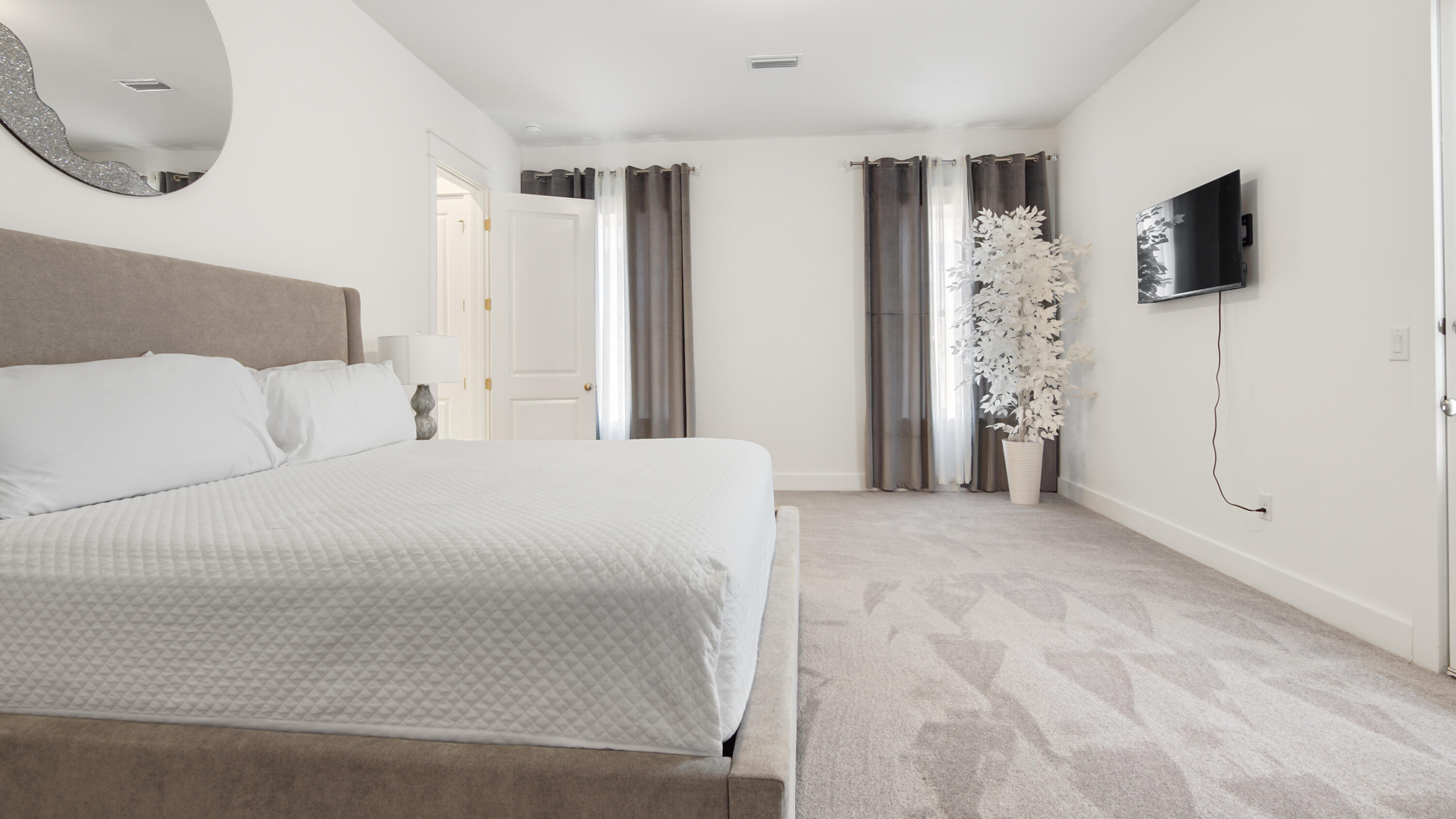 Lagoon Manor Dr - Residential