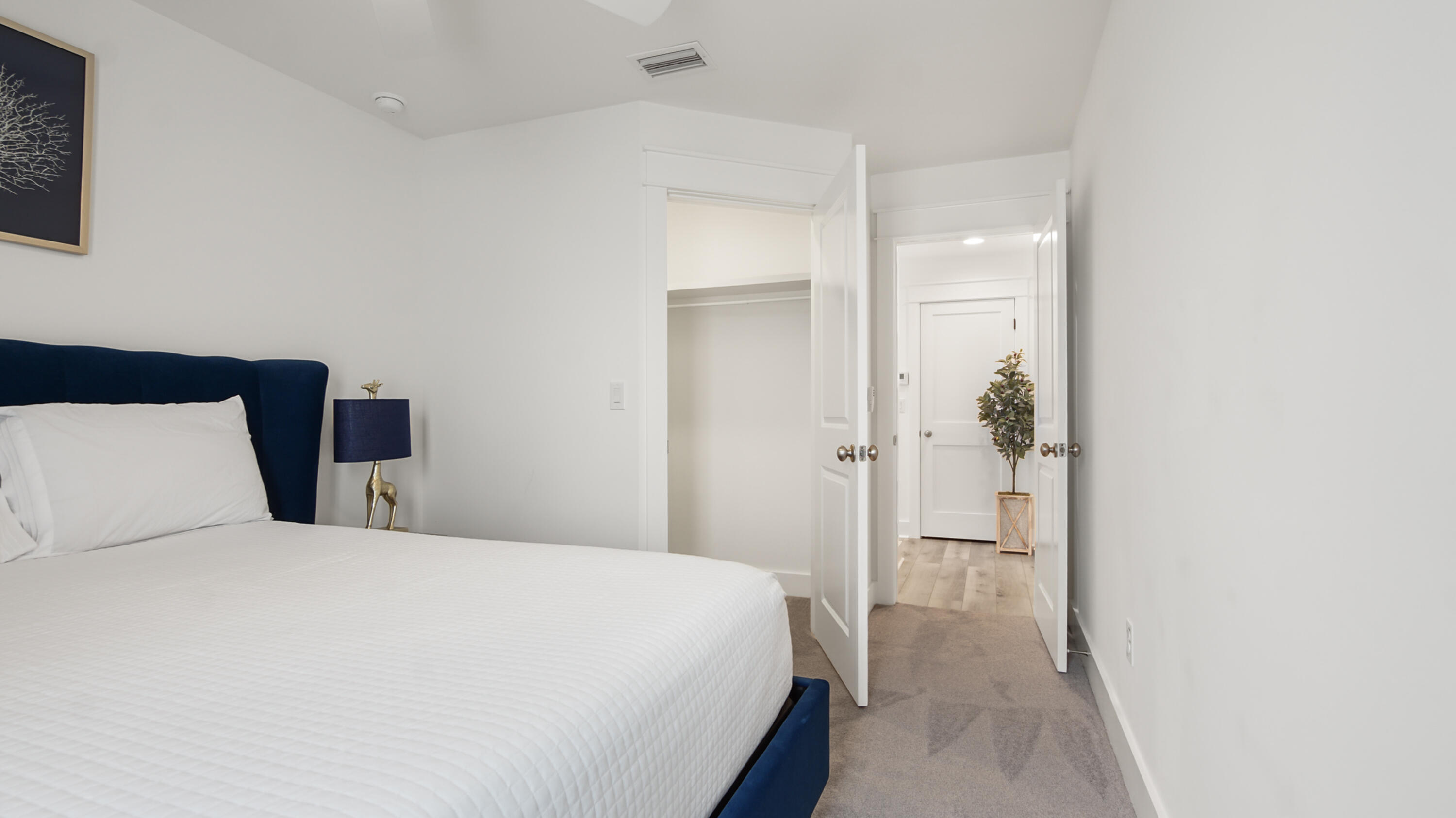 Lagoon Manor Dr - Residential