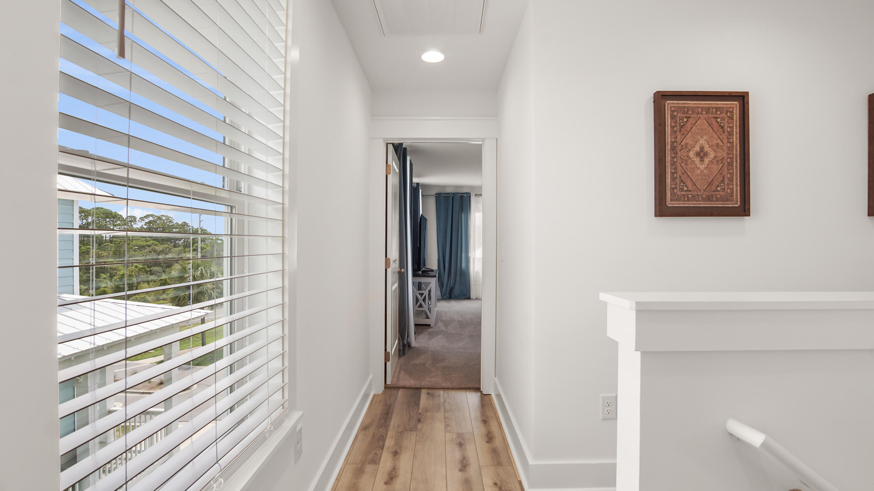 Lagoon Manor Dr - Residential