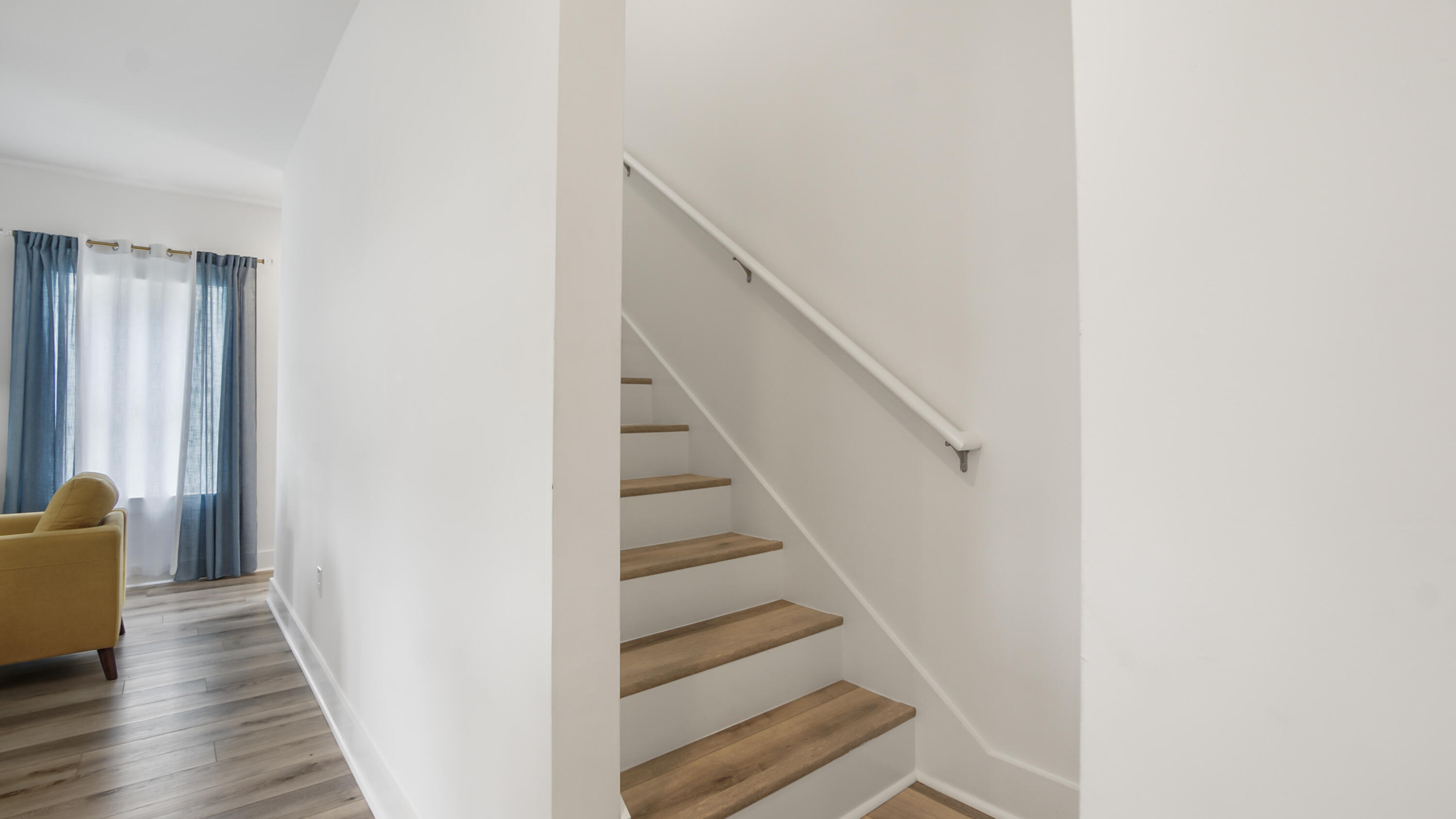 Lagoon Manor Dr - Residential