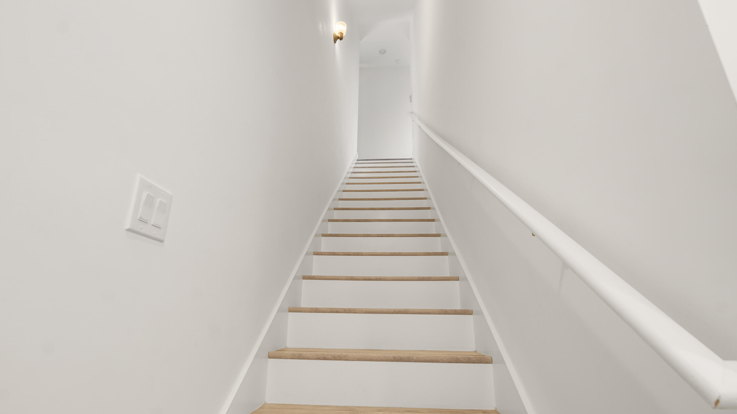 Lagoon Manor Dr - Residential