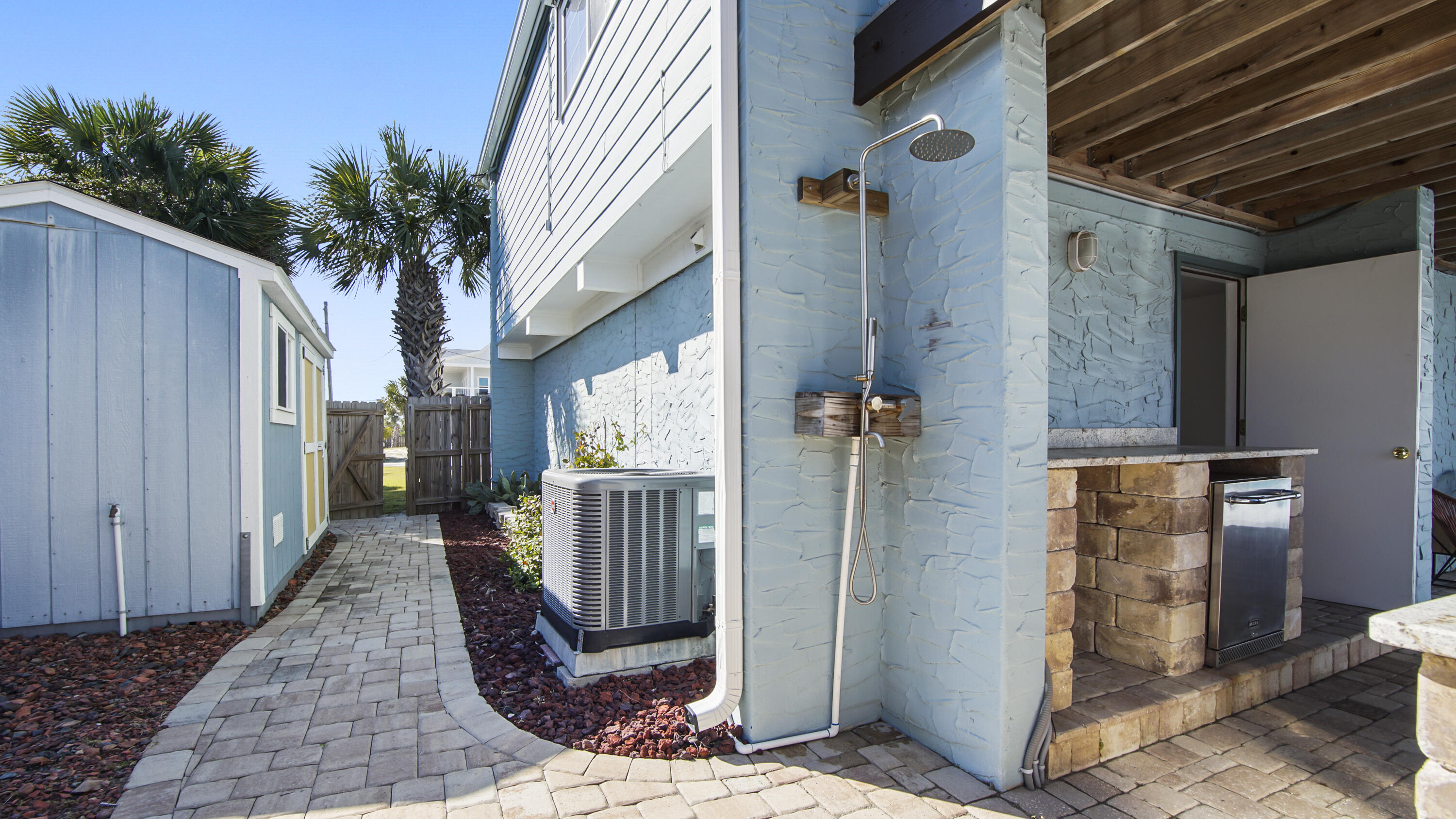 SANTA ROSA ISLAND - Residential