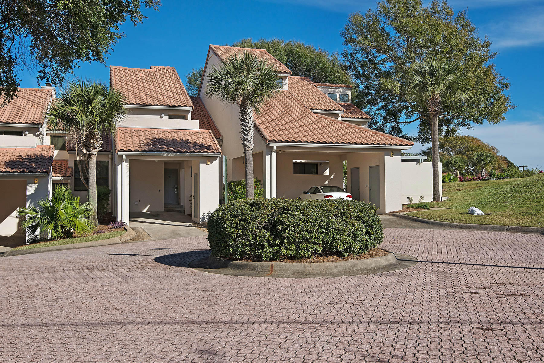 TOPS'L TENNIS VILLAGE - Residential