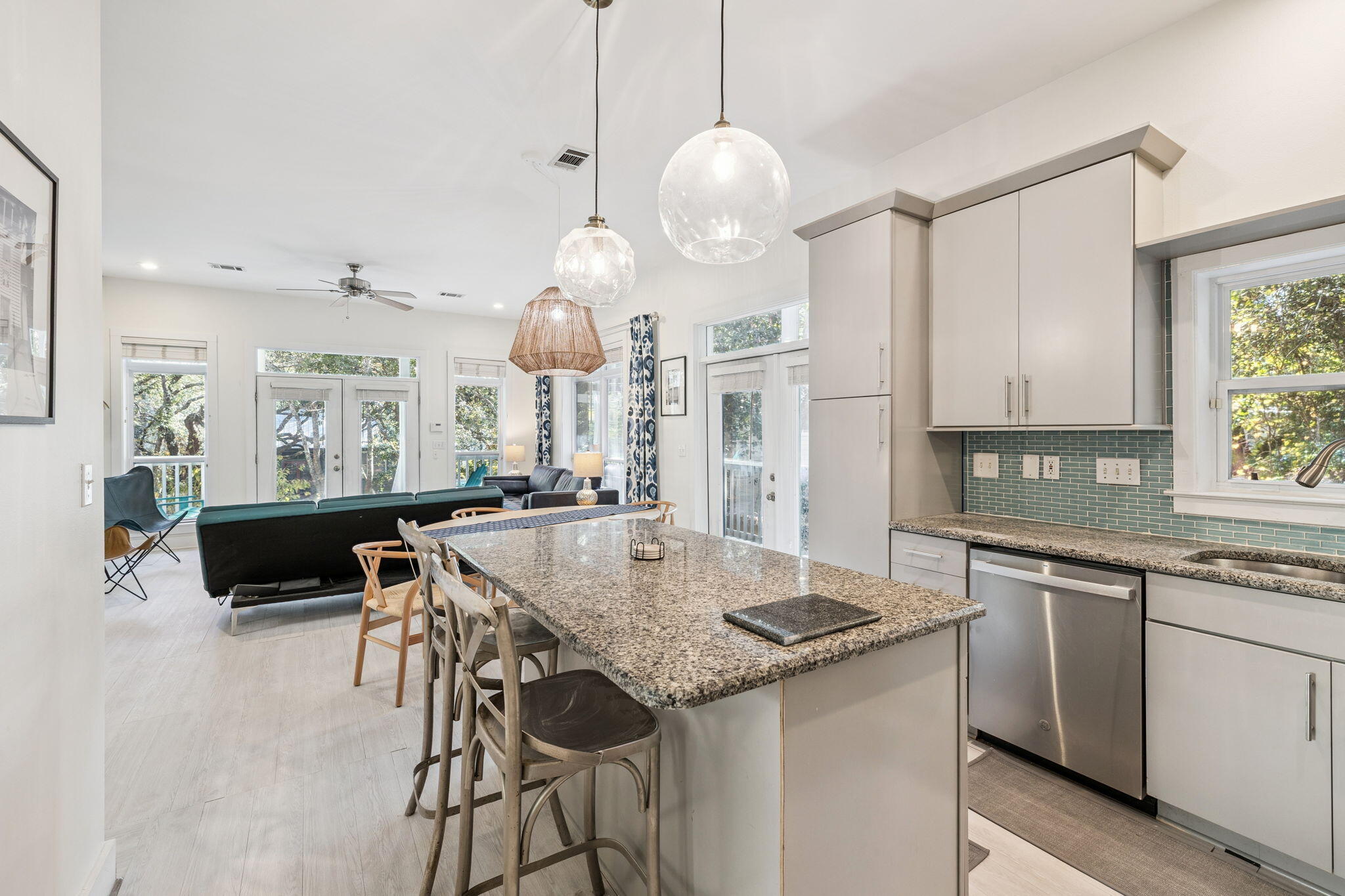 SEAGROVE 1ST ADDN - Residential